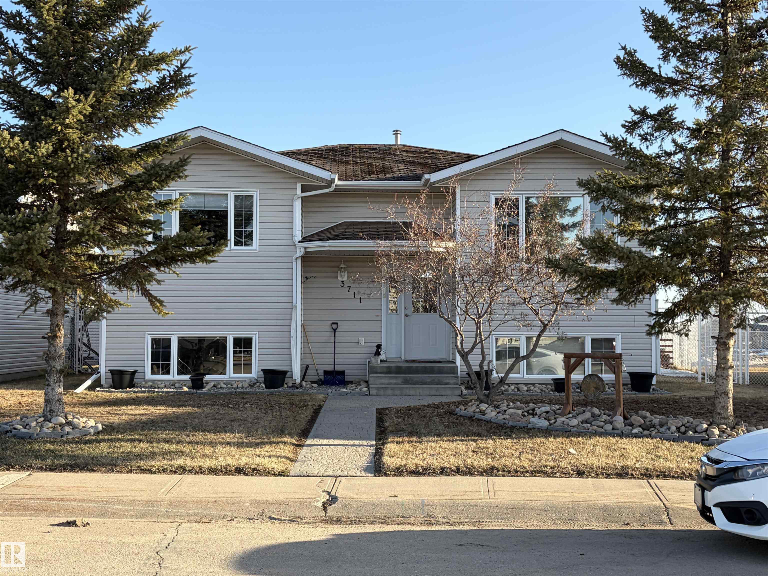 3711 42 Ave, E4483306, Alberta,