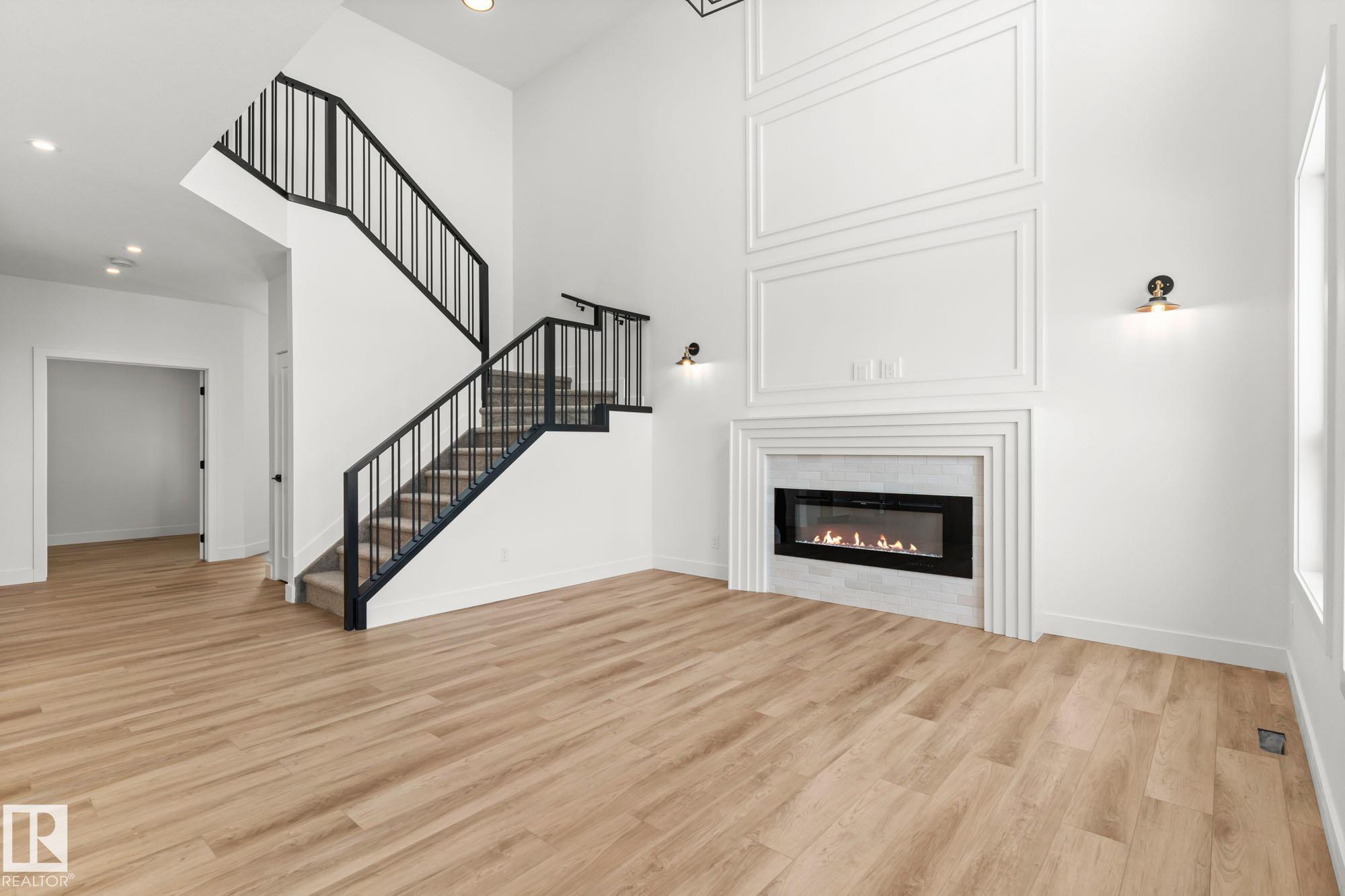 11 Arthur Way, E4483393, Alberta,