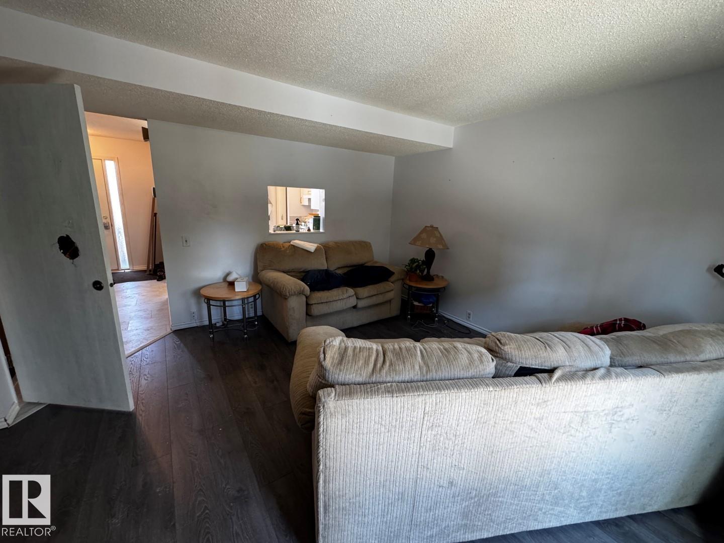 Fourth View of Daly Grove, Edmonton, Alberta, T6L 2R7