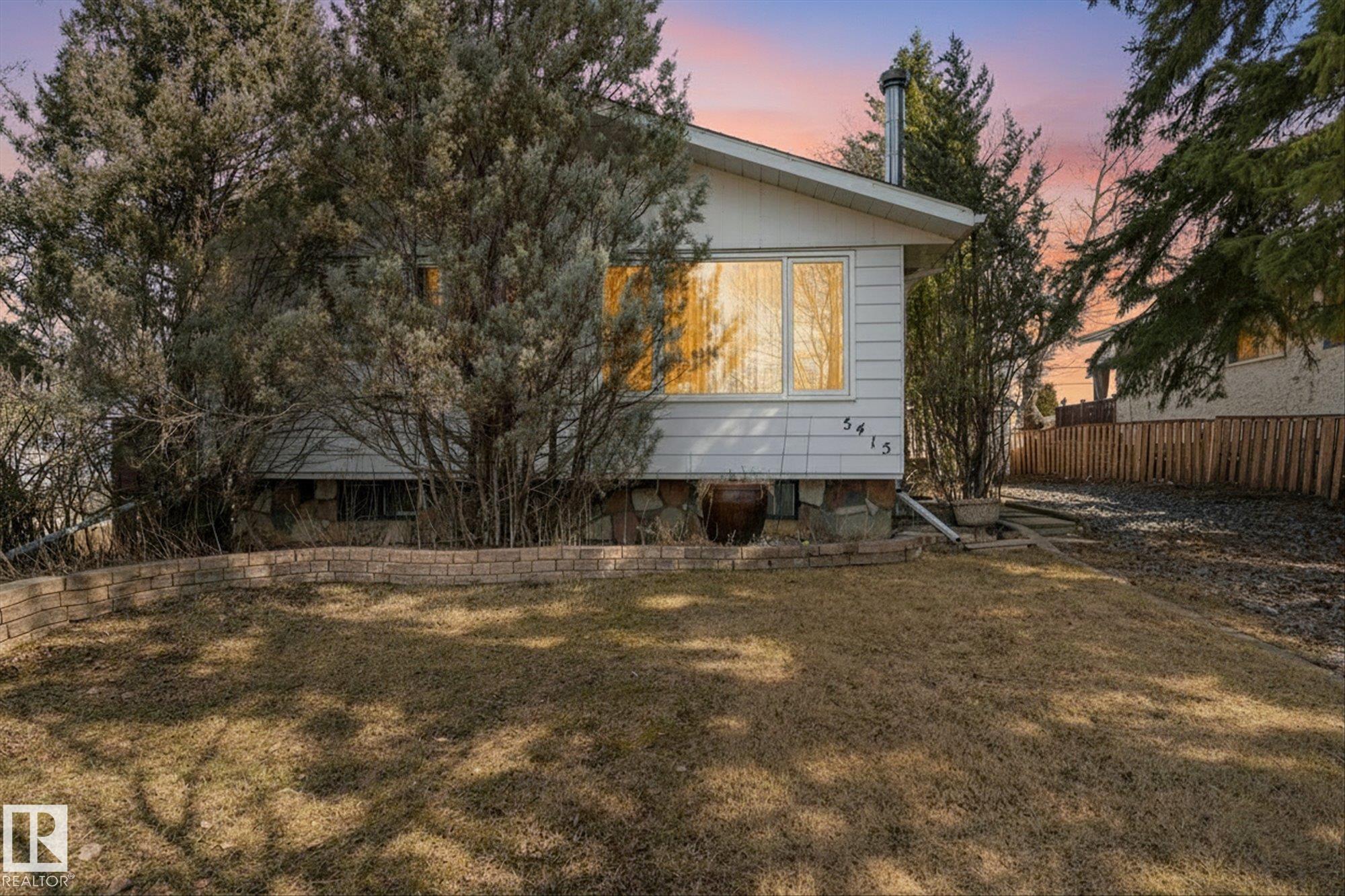 5415 48 Street, E4483501, Alberta,