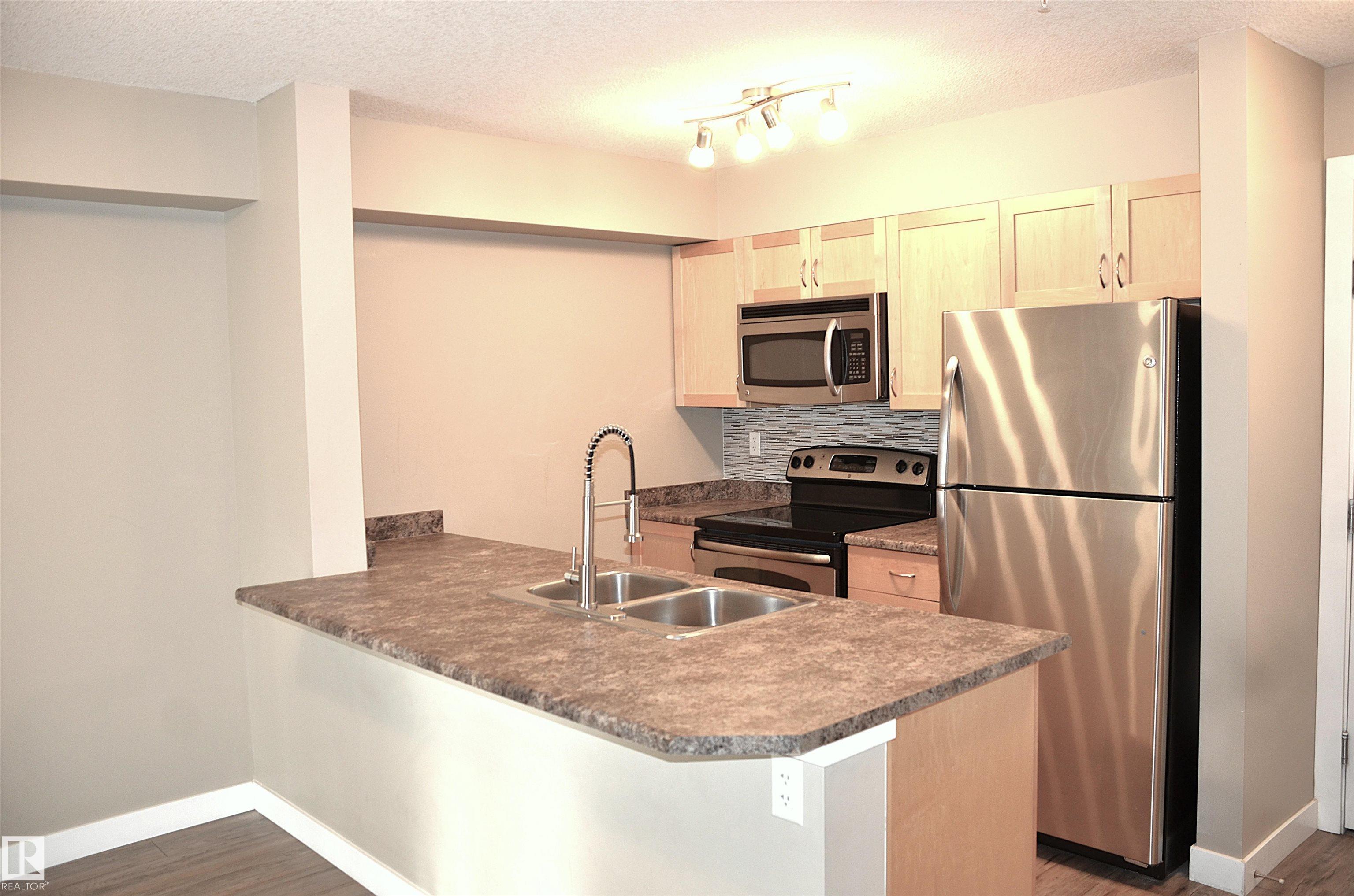 103 920 156 Street NW, E4483510, Alberta,