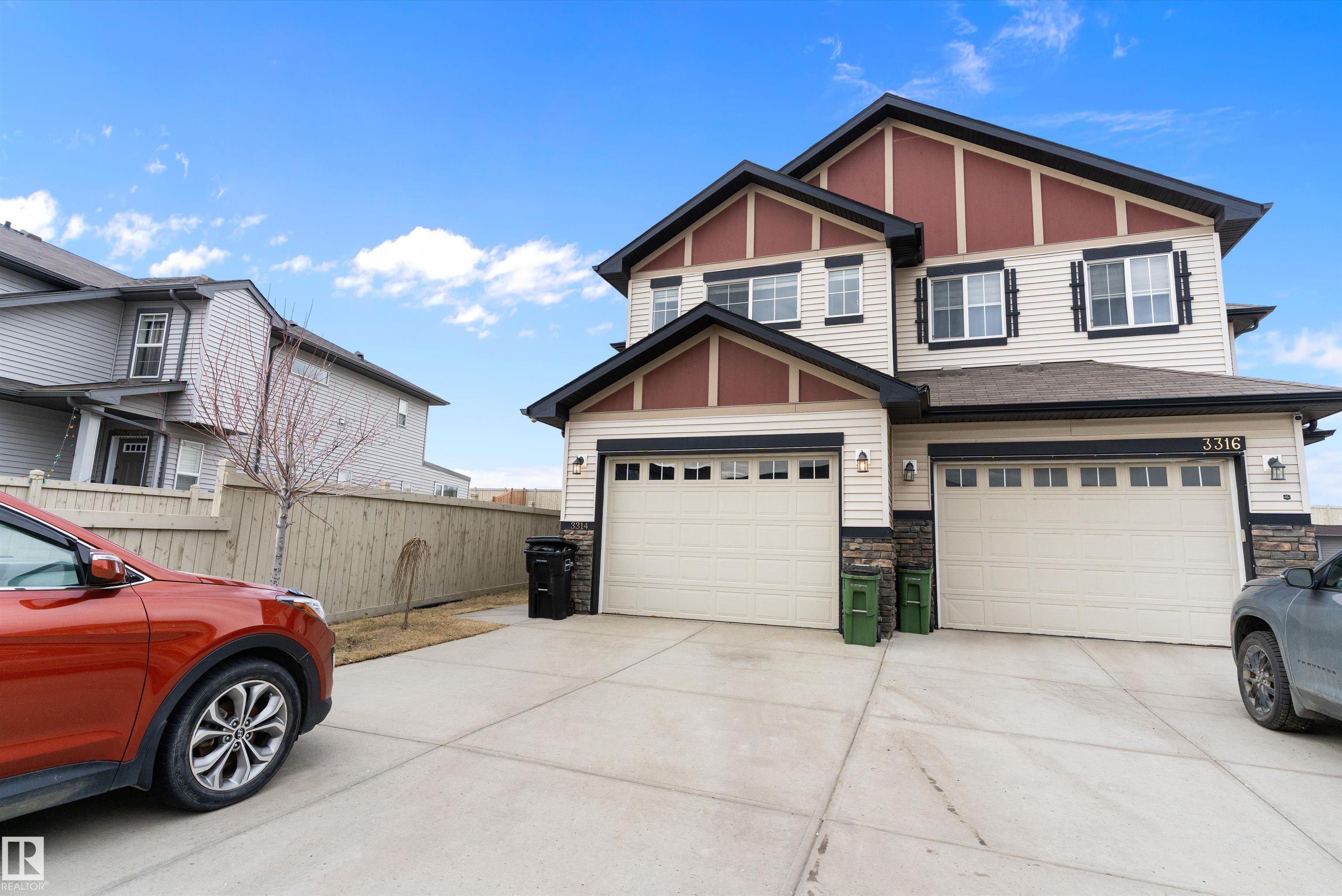 Third View of Maple Crest, Edmonton, Alberta, T6T 1A4