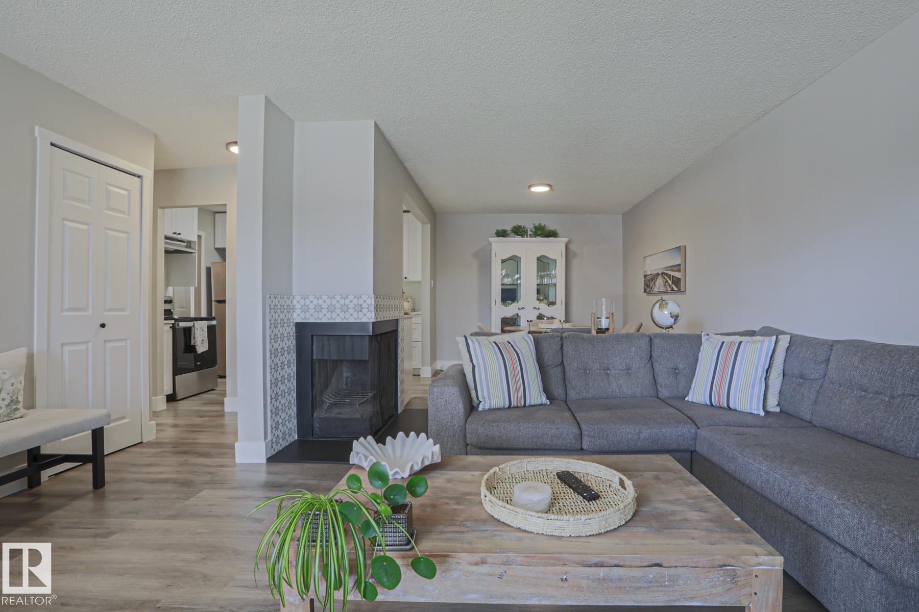 Fourth View of 7 2204 118 Street, Skyrattler, Edmonton, Alberta, T6J 4H1