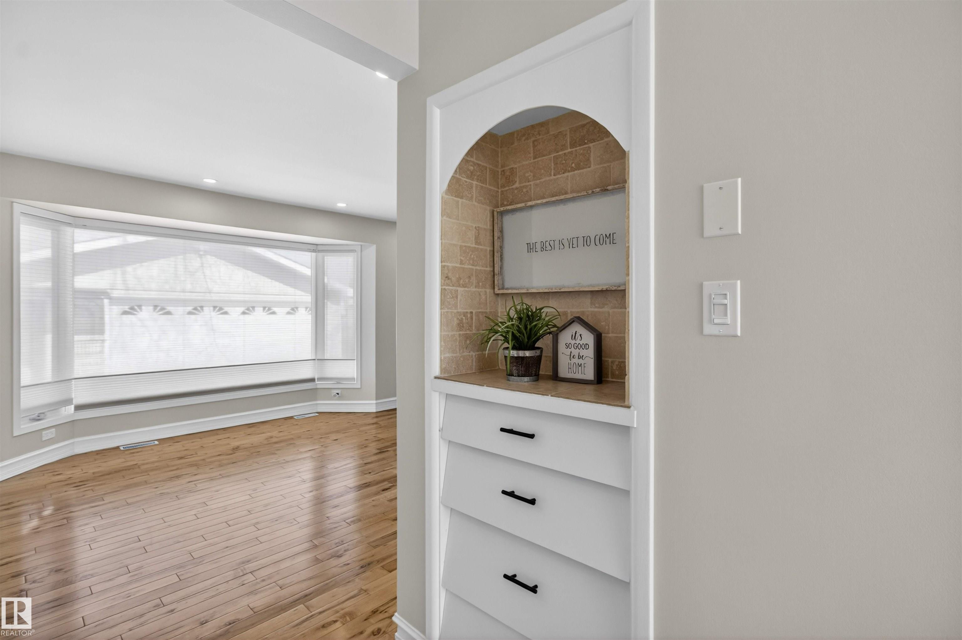 Third View of 923 COTTONWOOD Avenue, Sherwood Heights, Sherwood Park, Alberta, T8A 1Z5