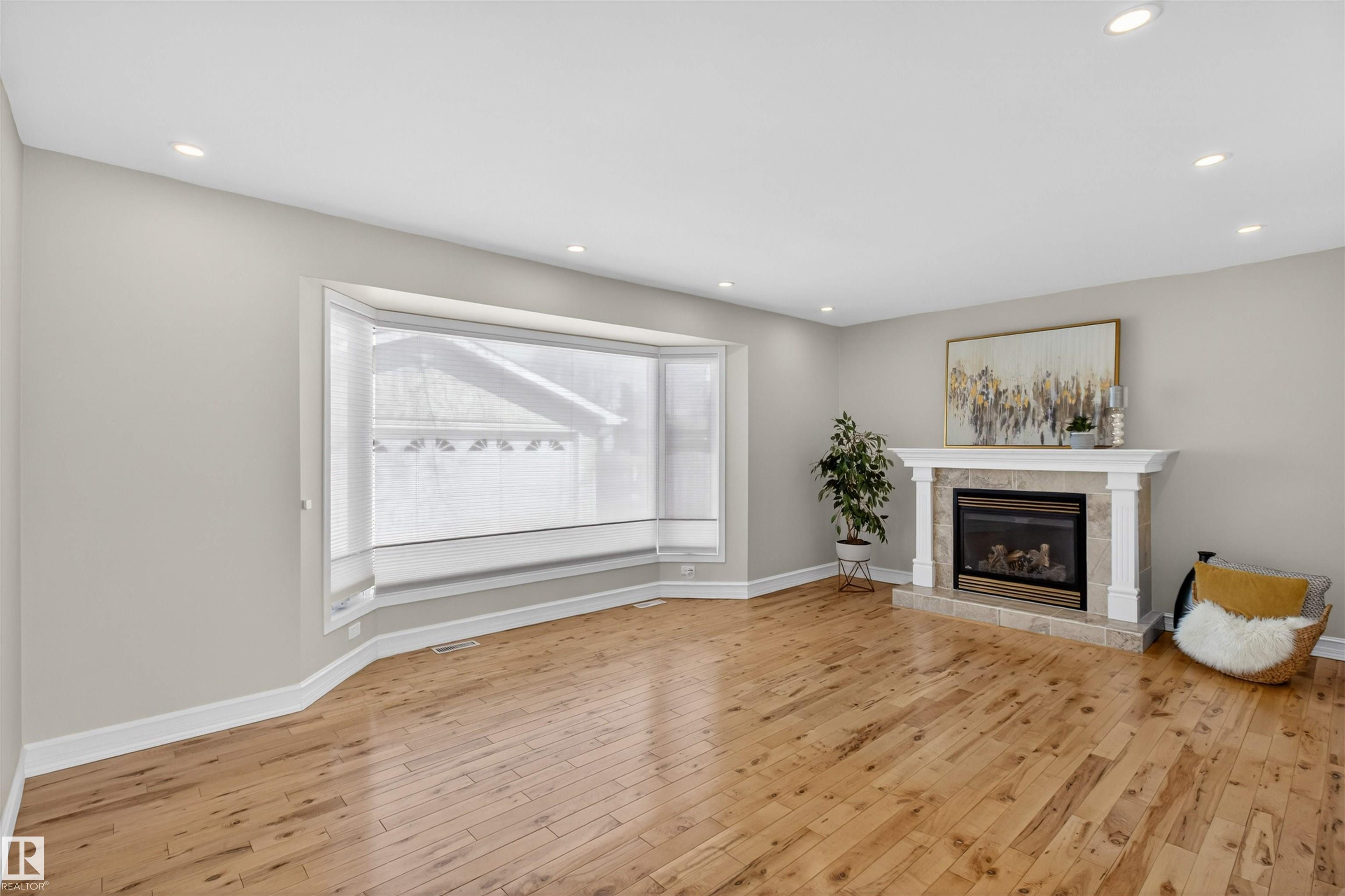 Fourth View of 923 COTTONWOOD Avenue, Sherwood Heights, Sherwood Park, Alberta, T8A 1Z5