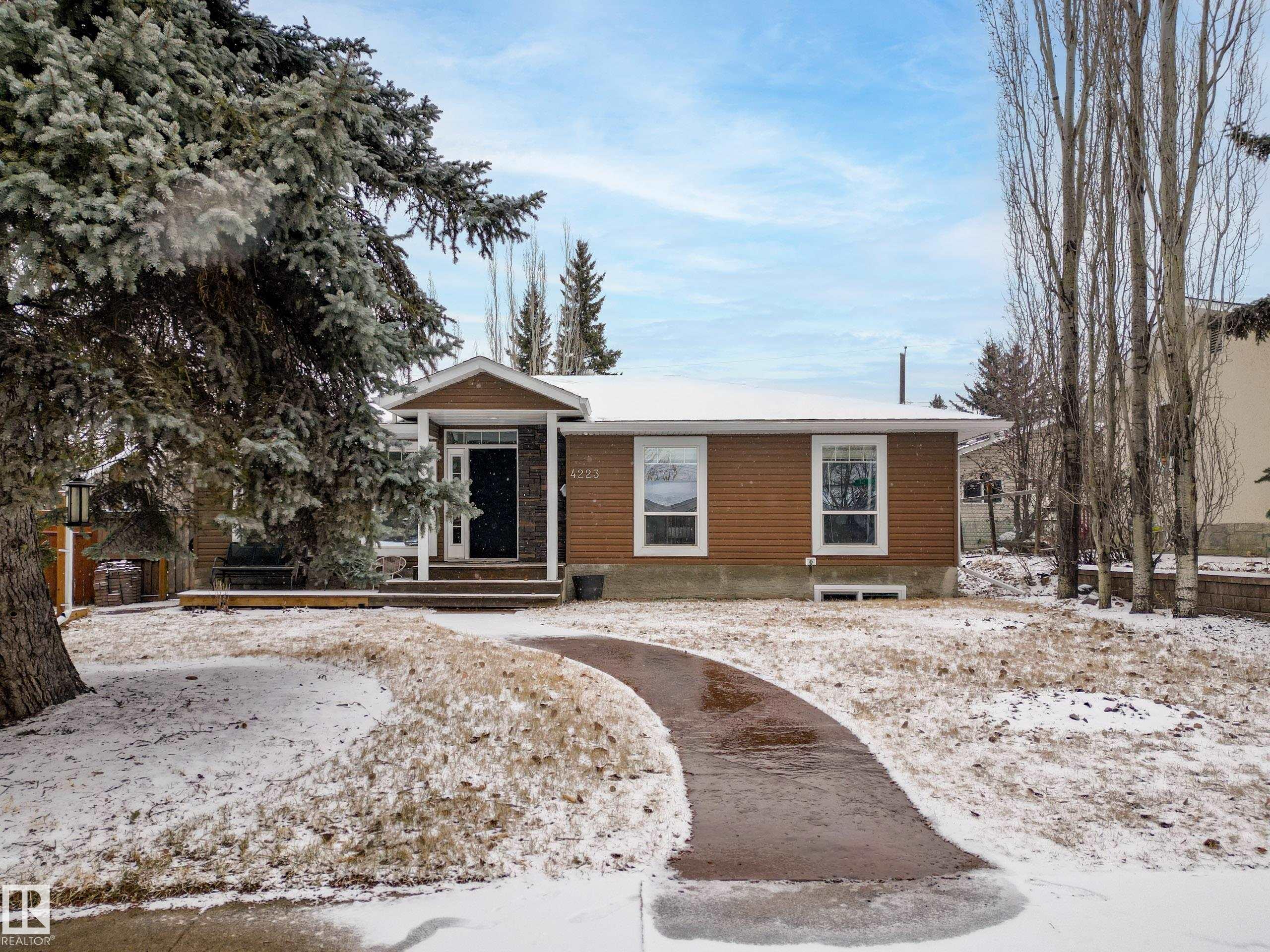 Second View of 4223 120 Street, Aspen Gardens, Edmonton, Alberta, T6J 1X9