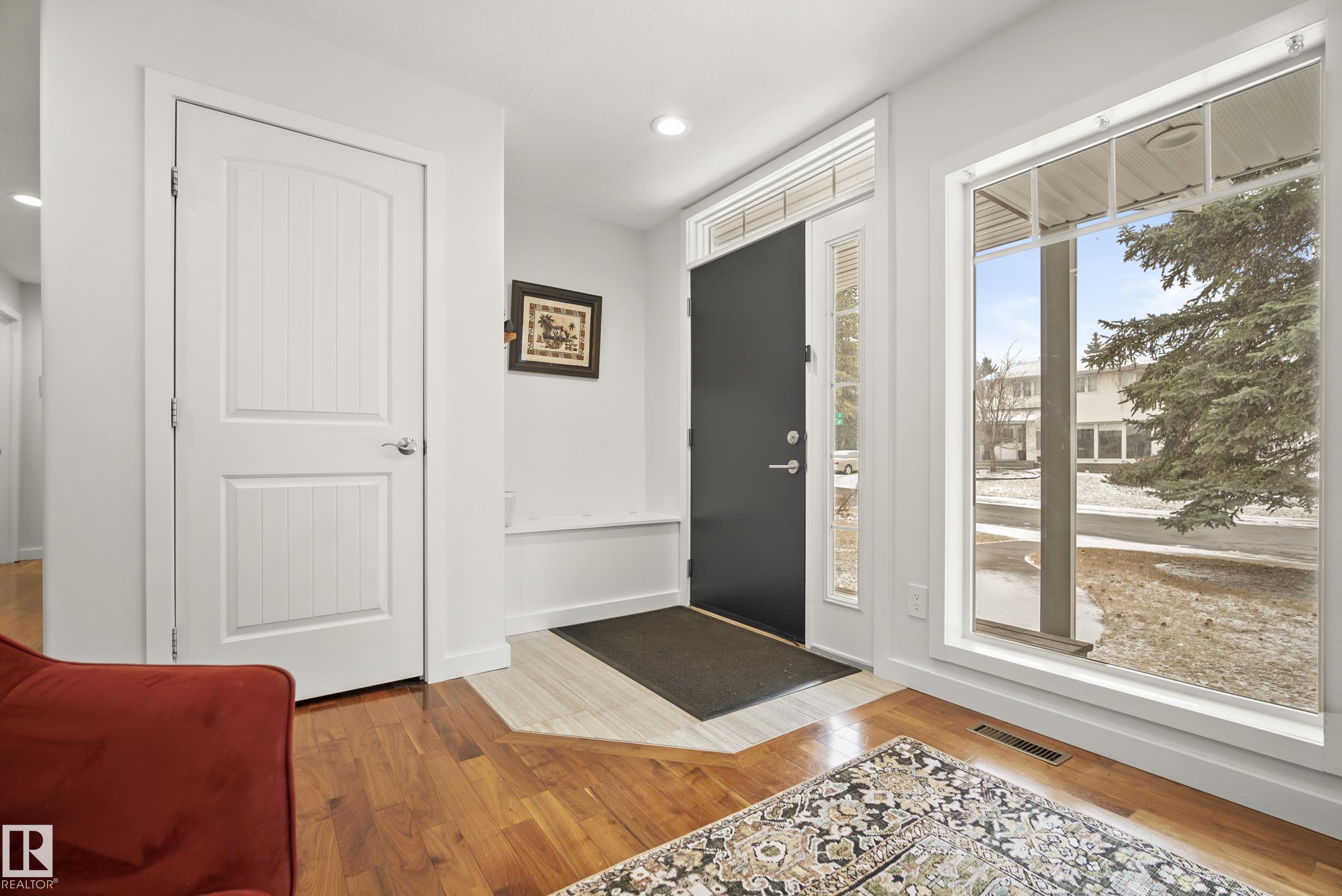 Fourth View of 4223 120 Street, Aspen Gardens, Edmonton, Alberta, T6J 1X9