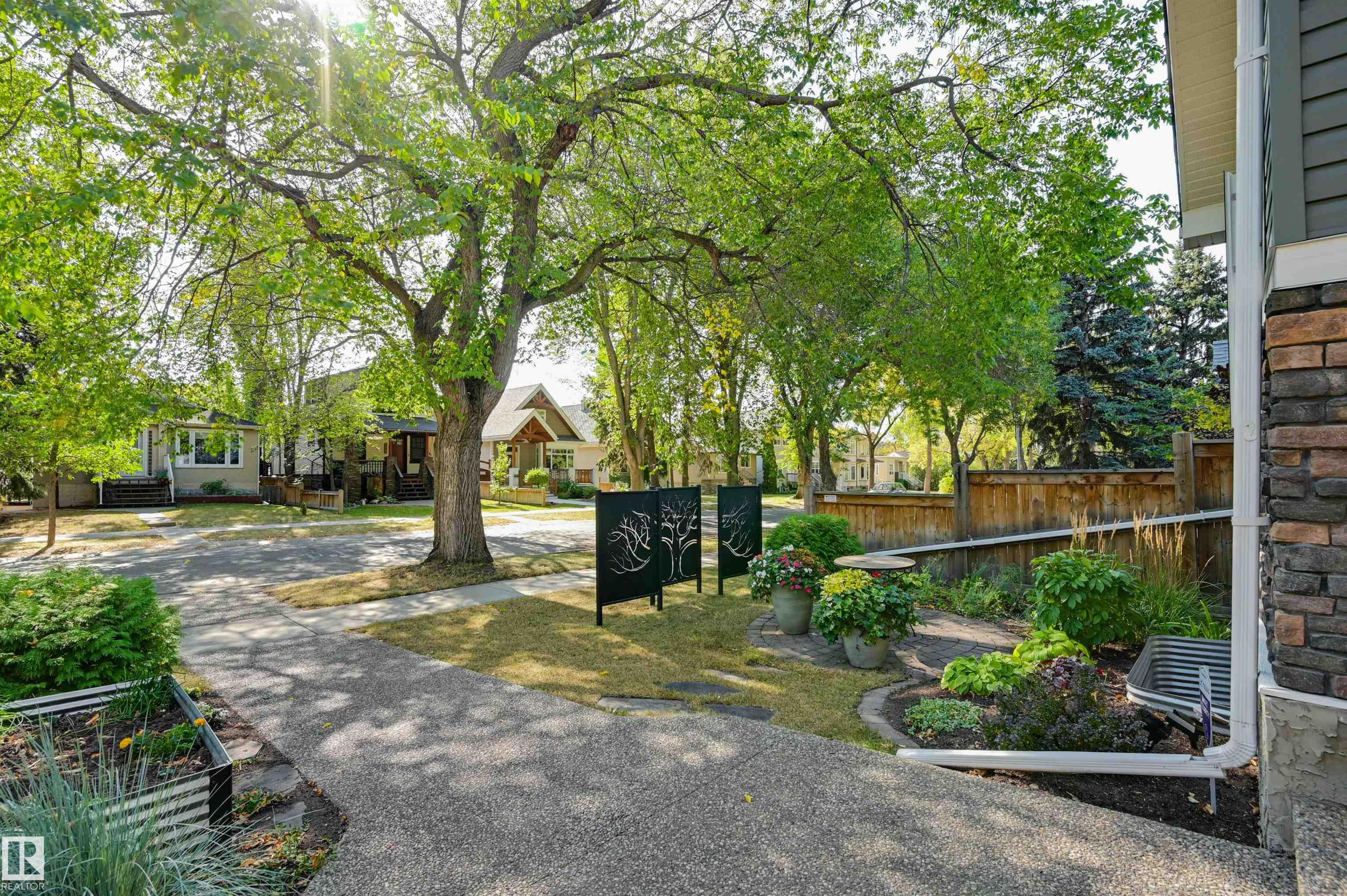 Fourth View of 10810 74 Avenue, Queen Alexandra, Edmonton, Alberta, T6E 1G9