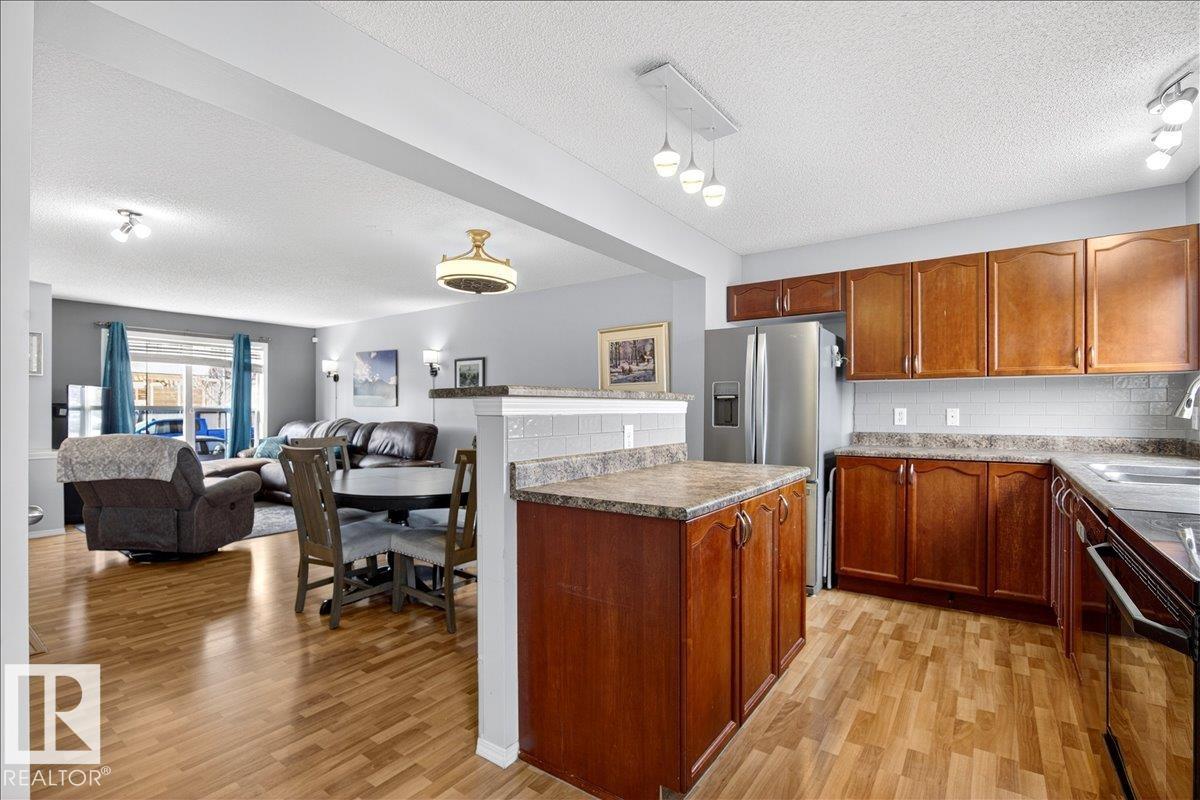 Second View of 7410 14A Avenue, Summerside, Edmonton, Alberta, T6X 0C3