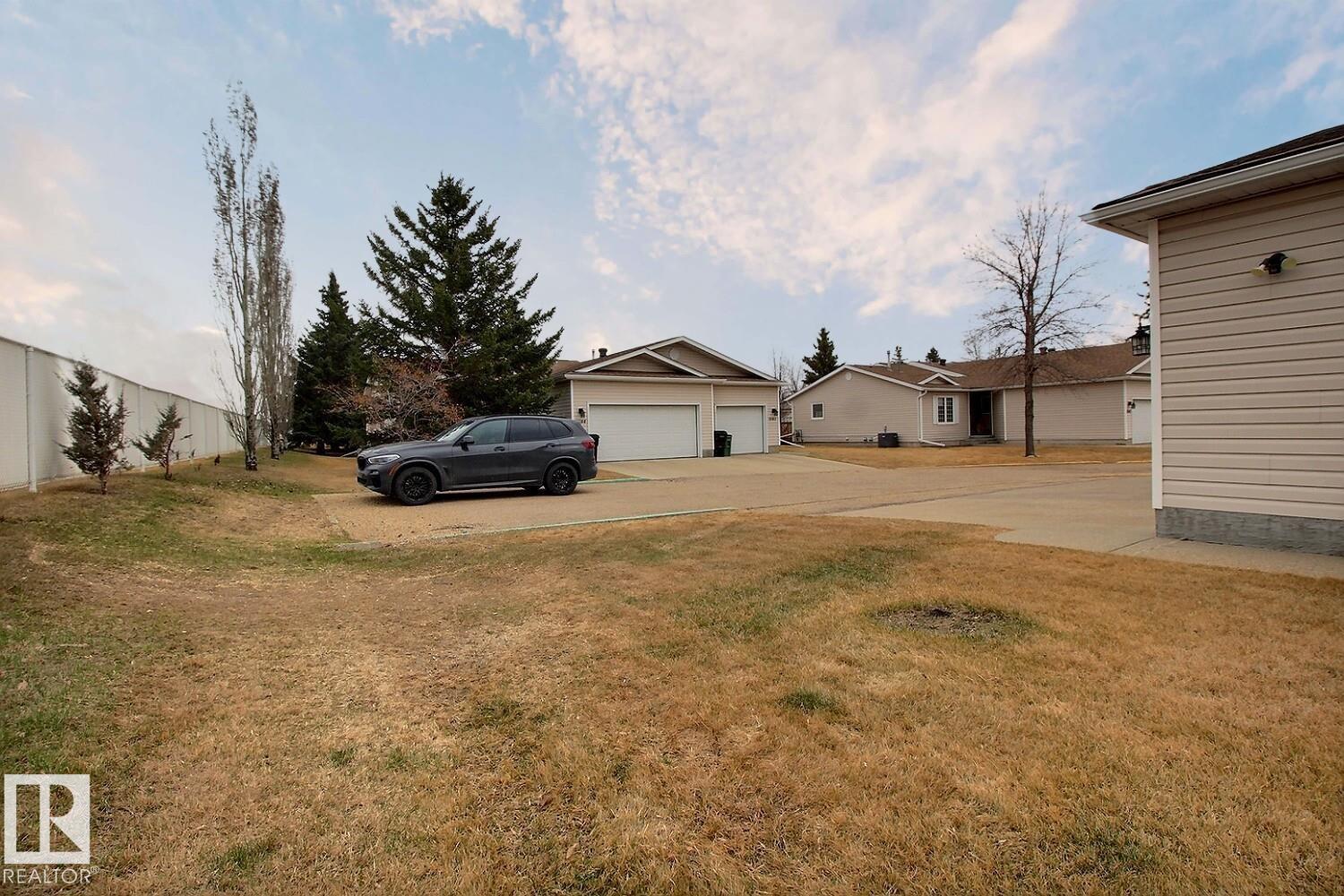 Third View of 8146 27 Avenue, Meyonohk, Edmonton, Alberta, T6K 4C9