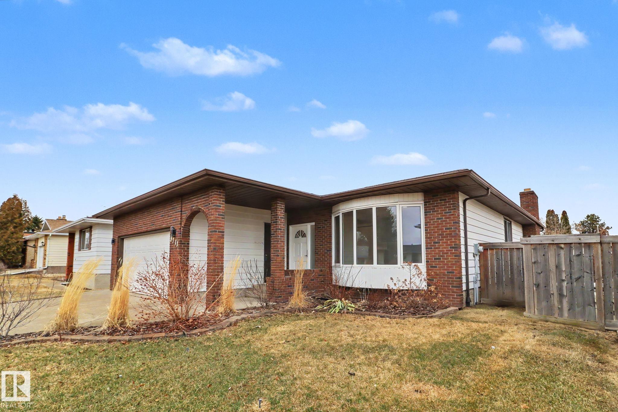 8711 30 Avenue, E4483943, Alberta,