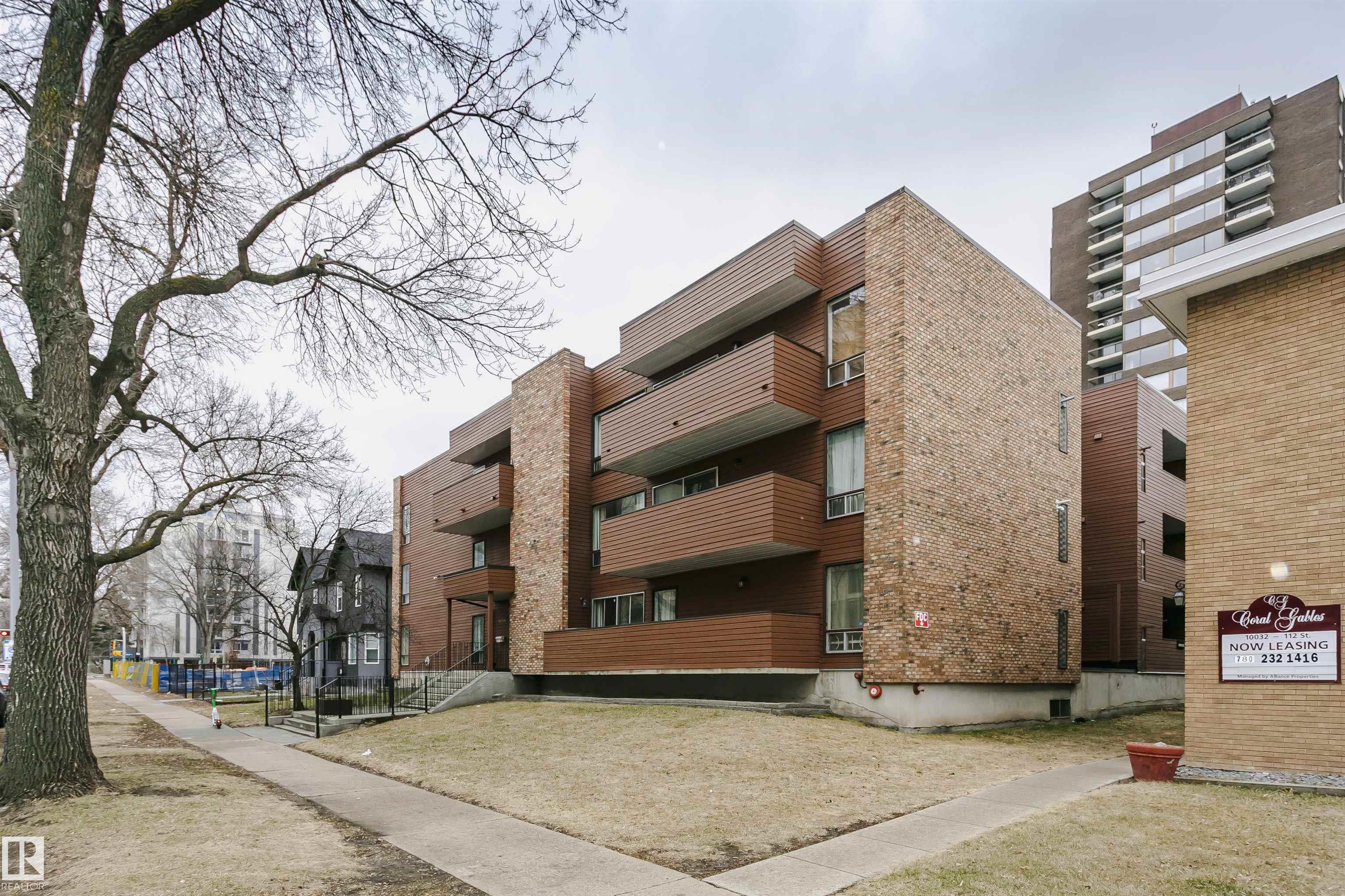 Second View of 303 10026 112 Street E, Wîhkwêntôwin, Edmonton, Alberta, T5K 1L9