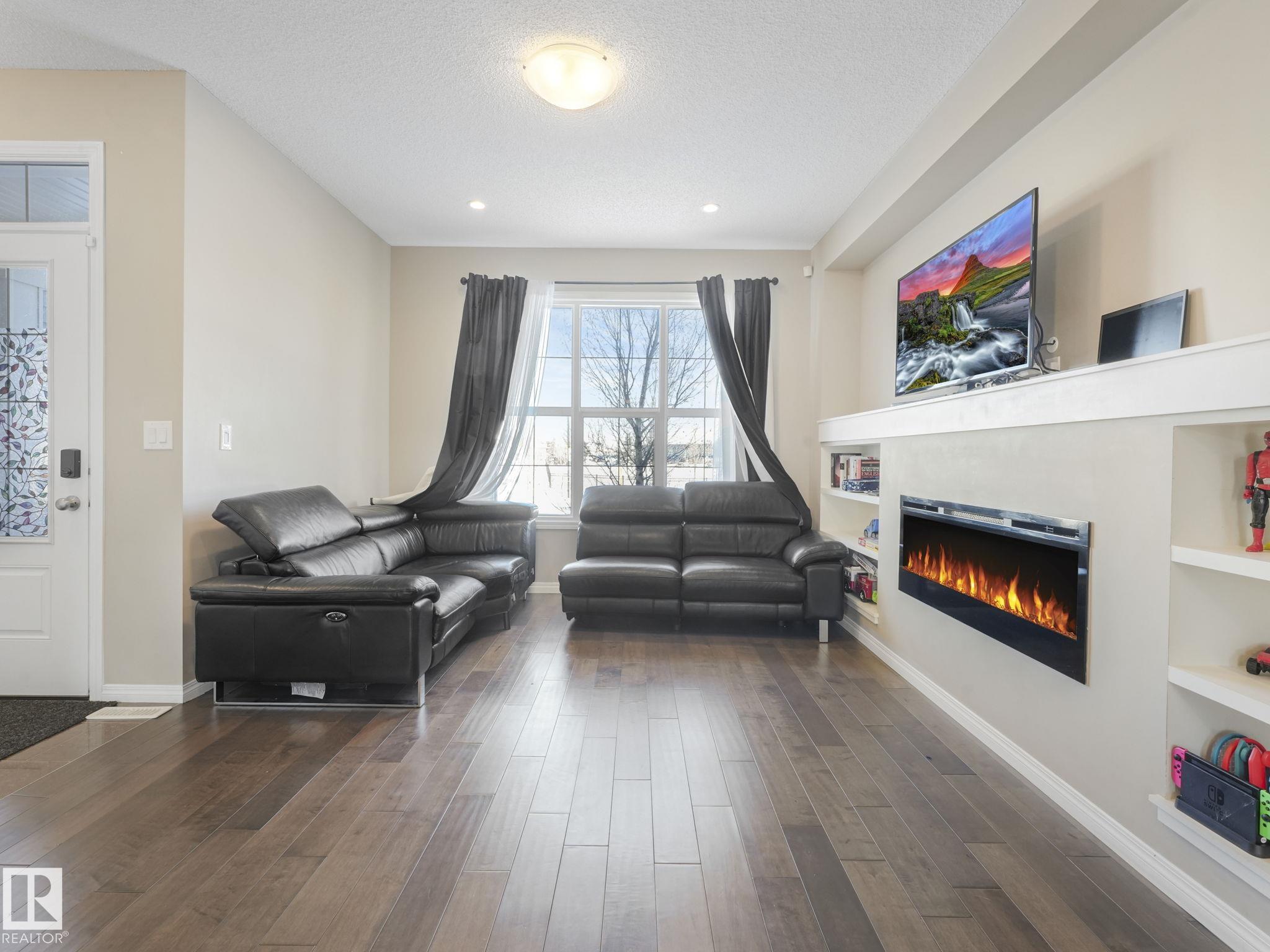 Fifth View of 8119 CHAPPELLE Way, Chappelle Area, Edmonton, Alberta, T6W 3L7