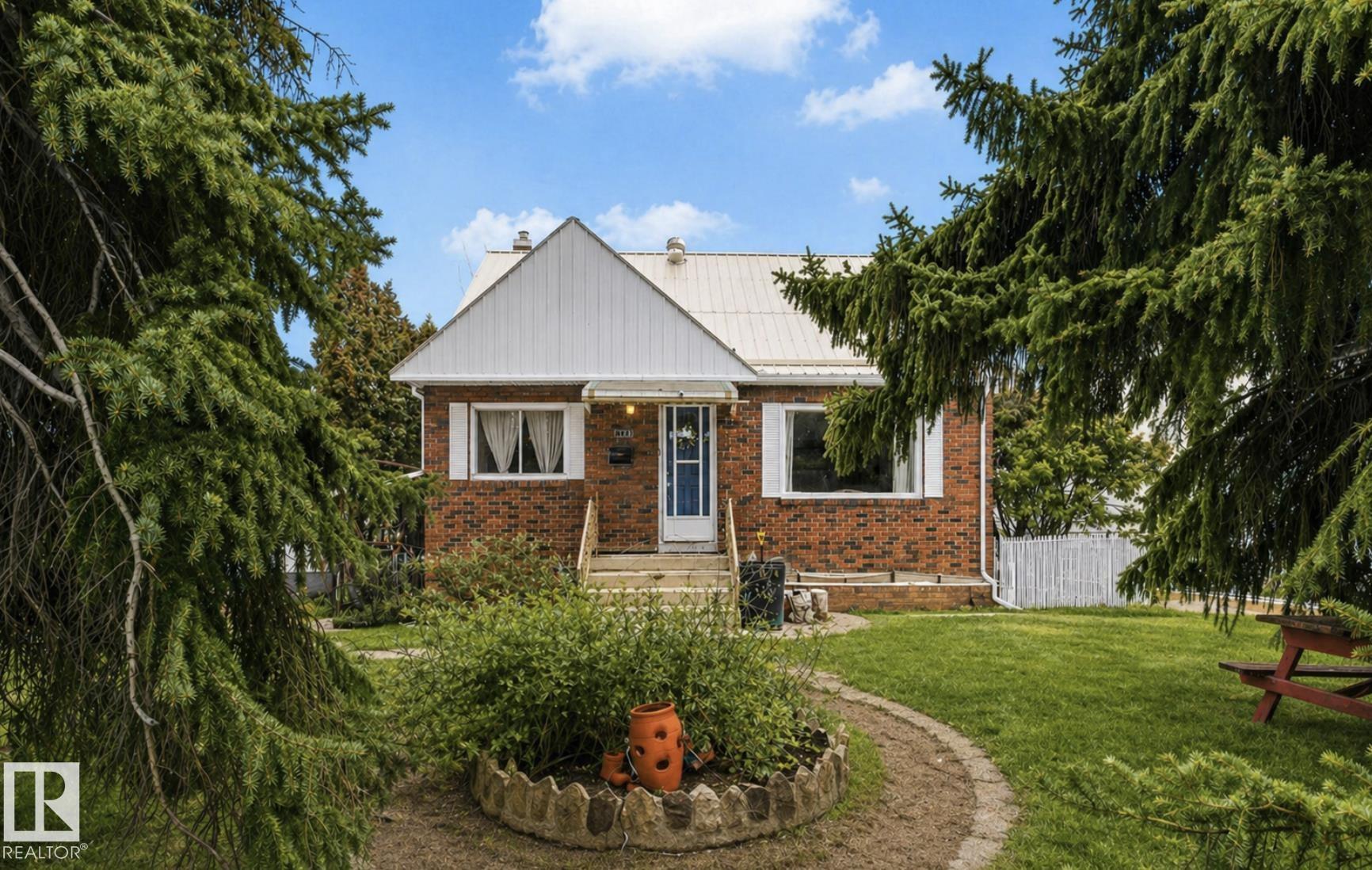 7703 77 Avenue, E4484262, Alberta,