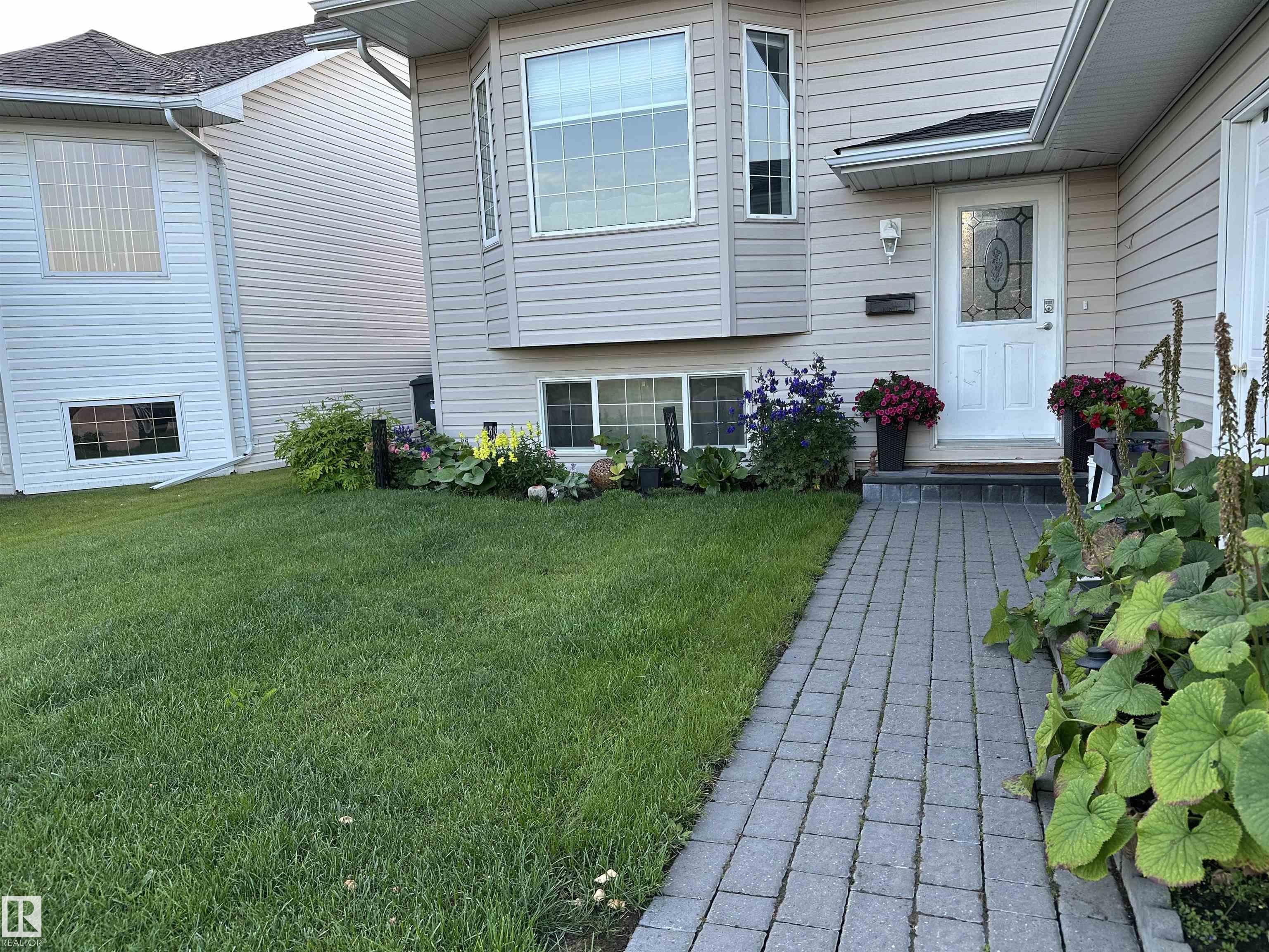 5107 45 STREET, E4484317, Alberta,