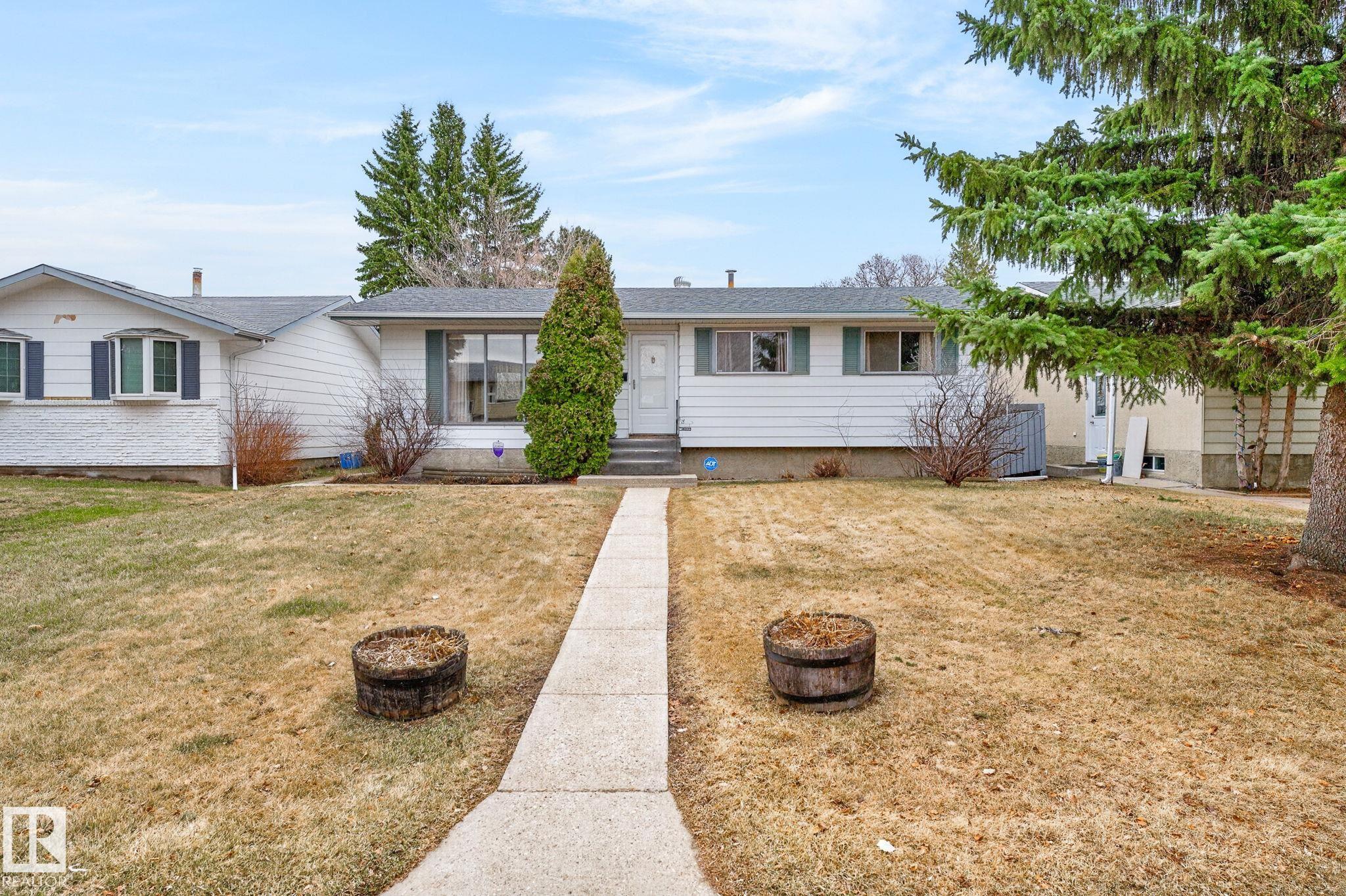 17 BROOKSIDE Crescent, E4484366, Alberta,