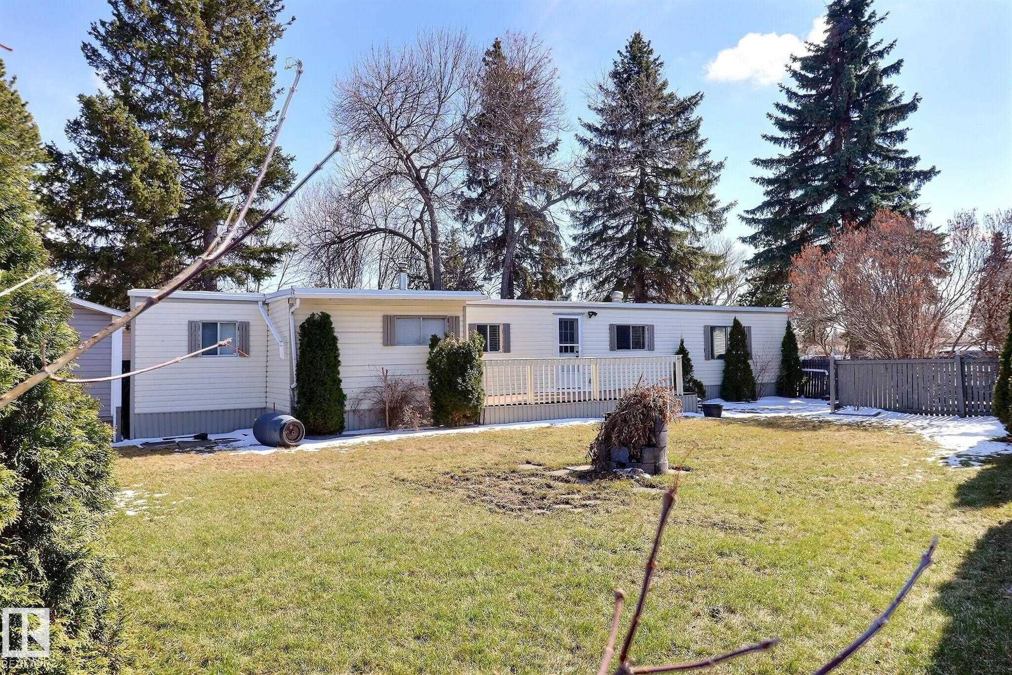 255 EVERGREEN Park, E4484425, Alberta,