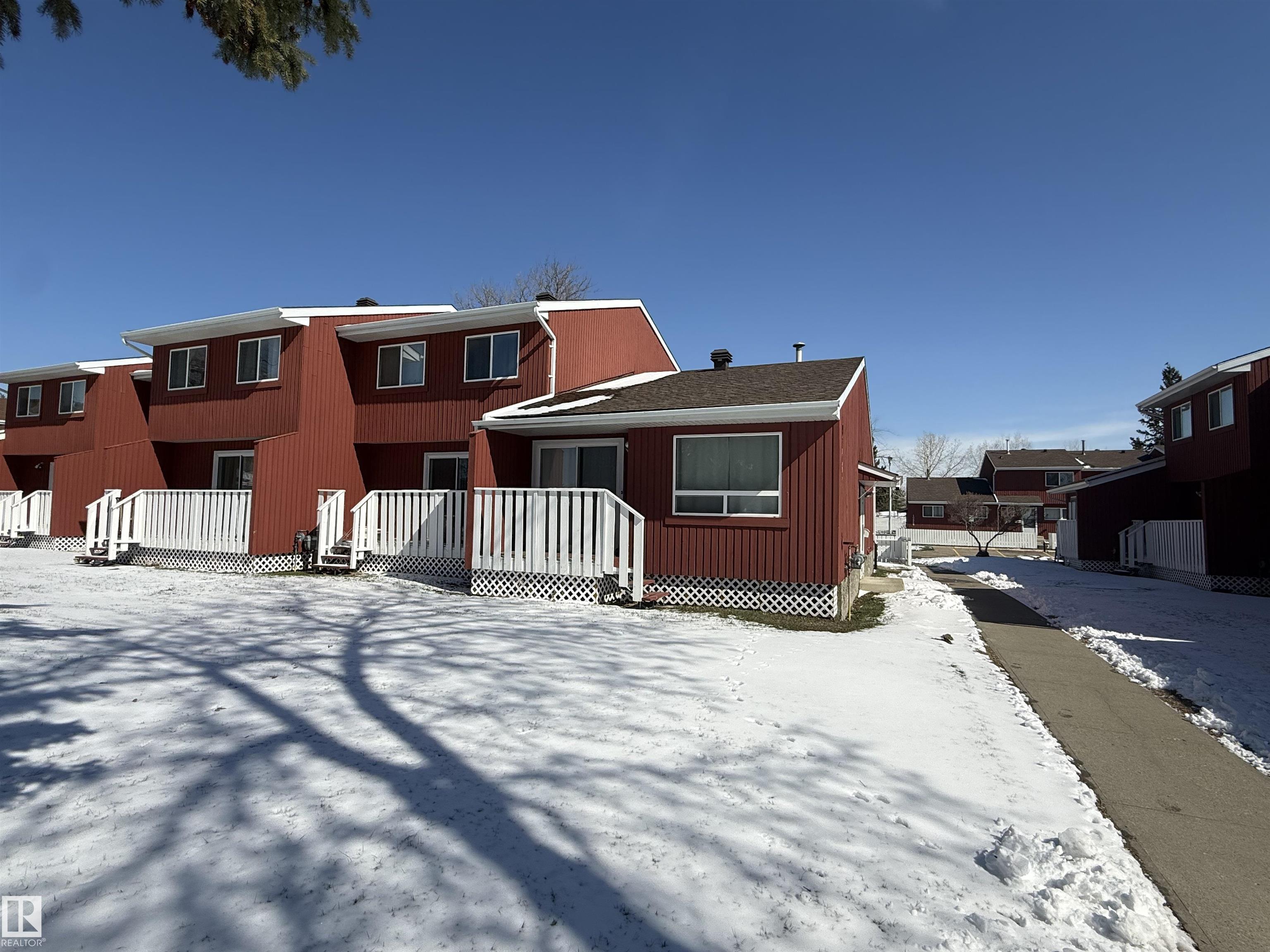 10654 BEAUMARIS Road, E4484470, Alberta,