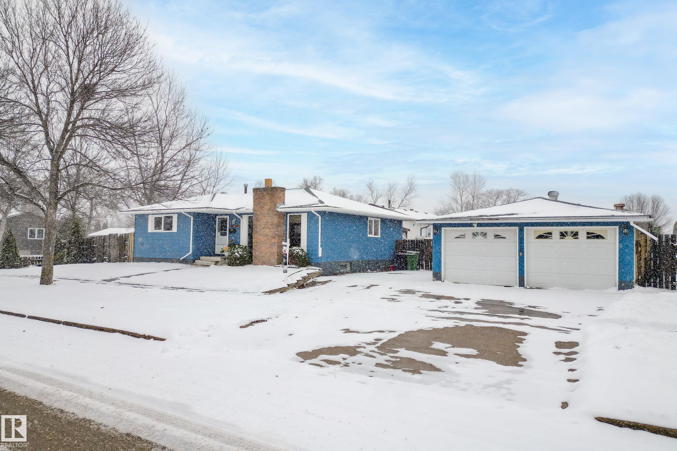 9017 94 Avenue, E4484483, Alberta,