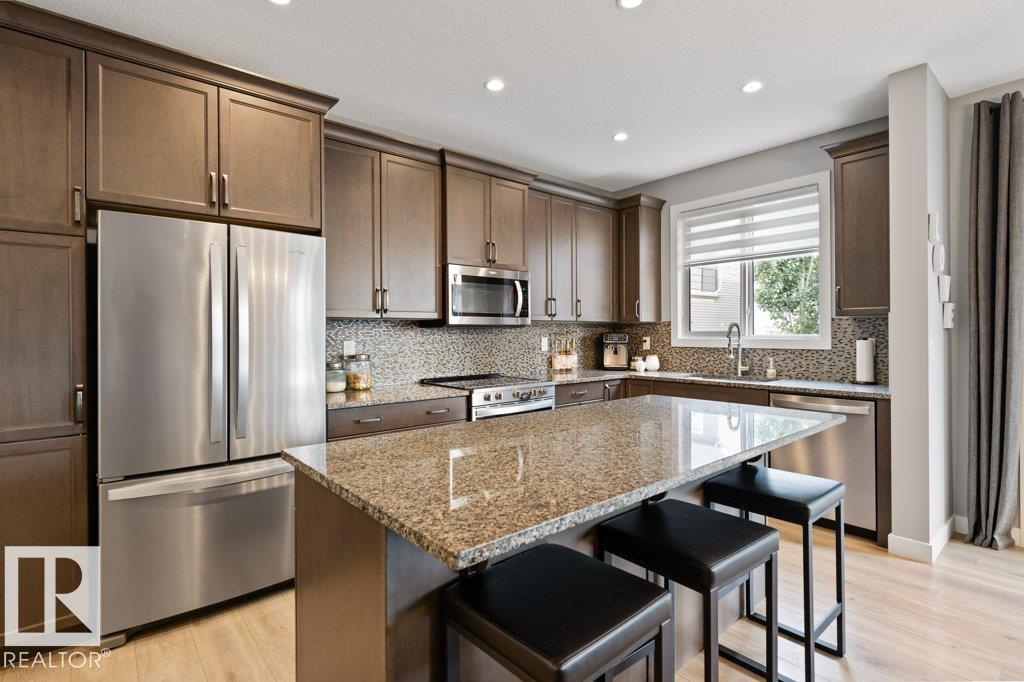 20008 18 Avenue, E4484526, Alberta,