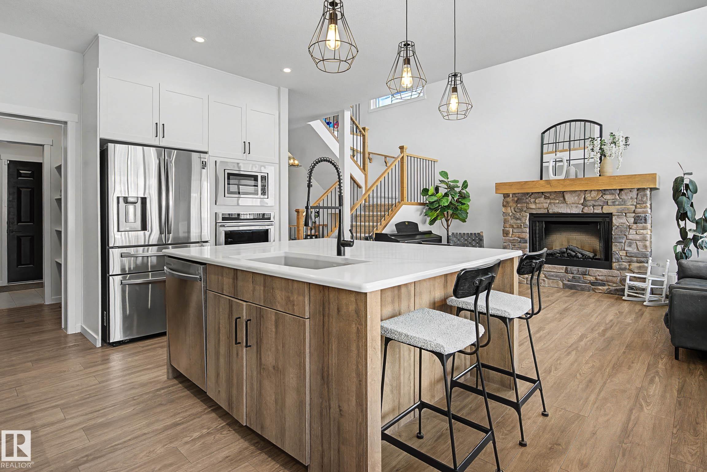 34 RIVERHILL Crescent, E4484532, Alberta,