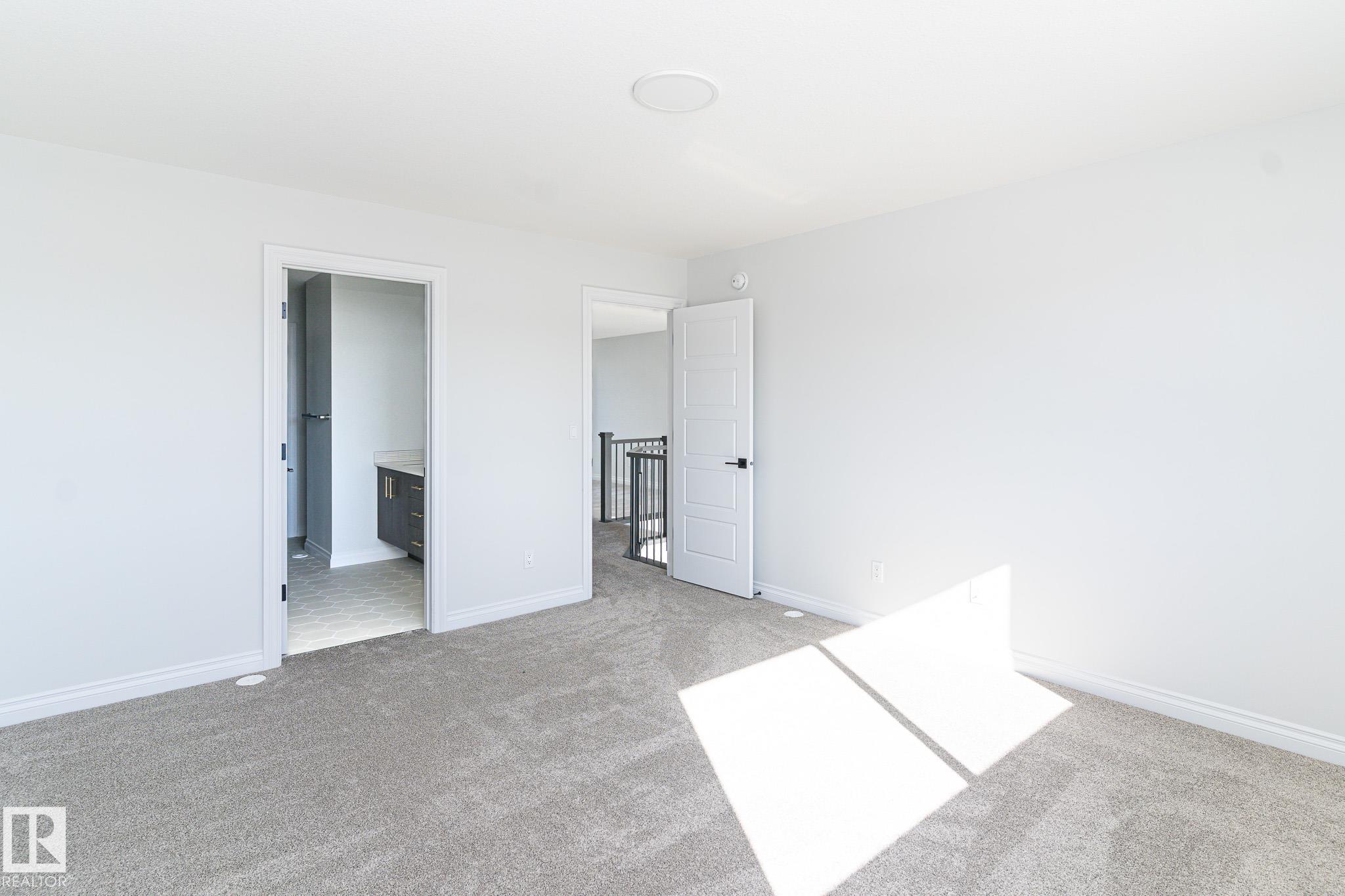 Second View of 911 18 Avenue, Aster, Edmonton, Alberta, T6T 2X3