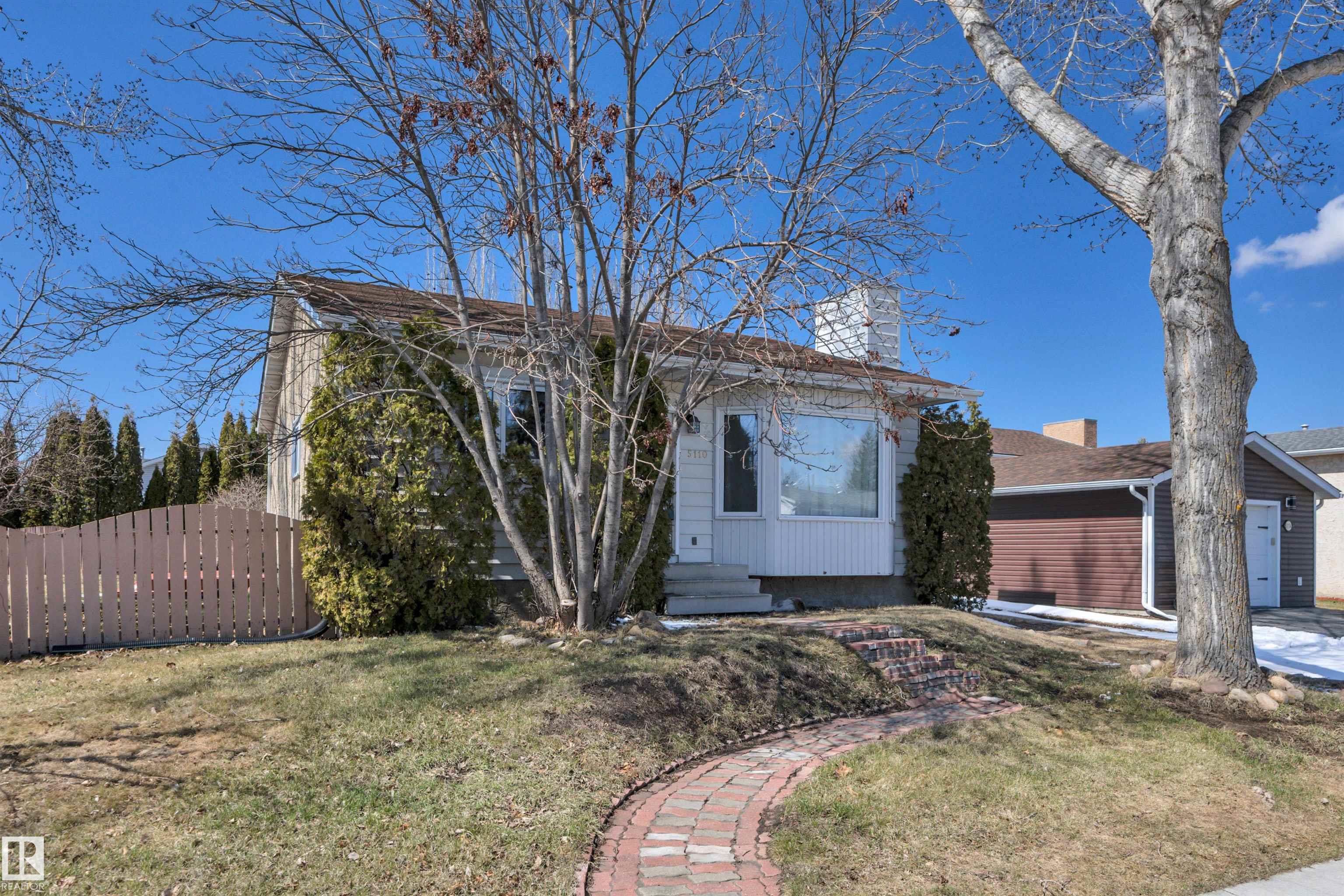 5110 and 5106 52nd street, E4484576, Alberta,