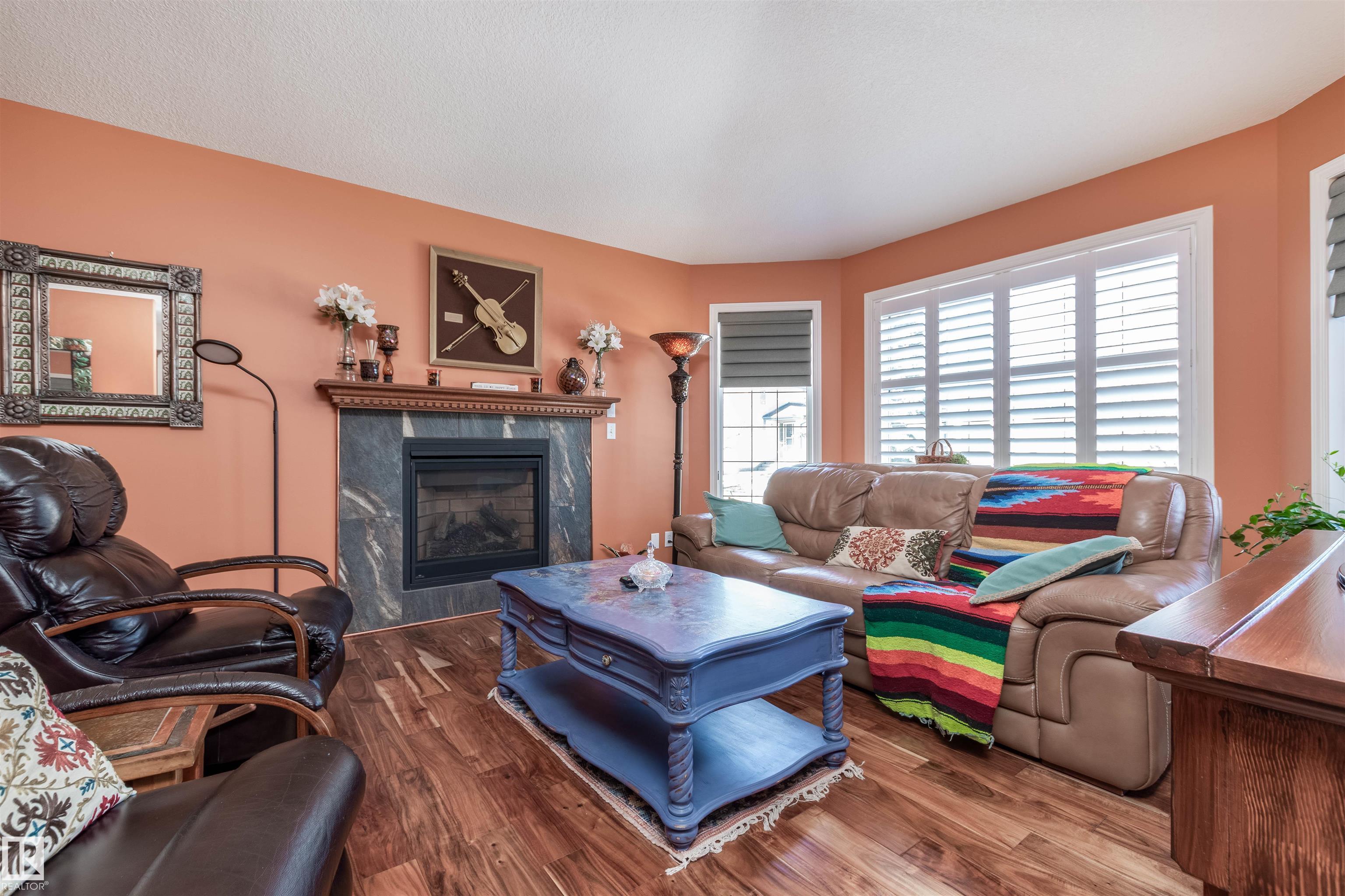 Fifth View of 31 ESTATES Court, Estates of Sherwood, Sherwood Park, Alberta, T8B 1M9