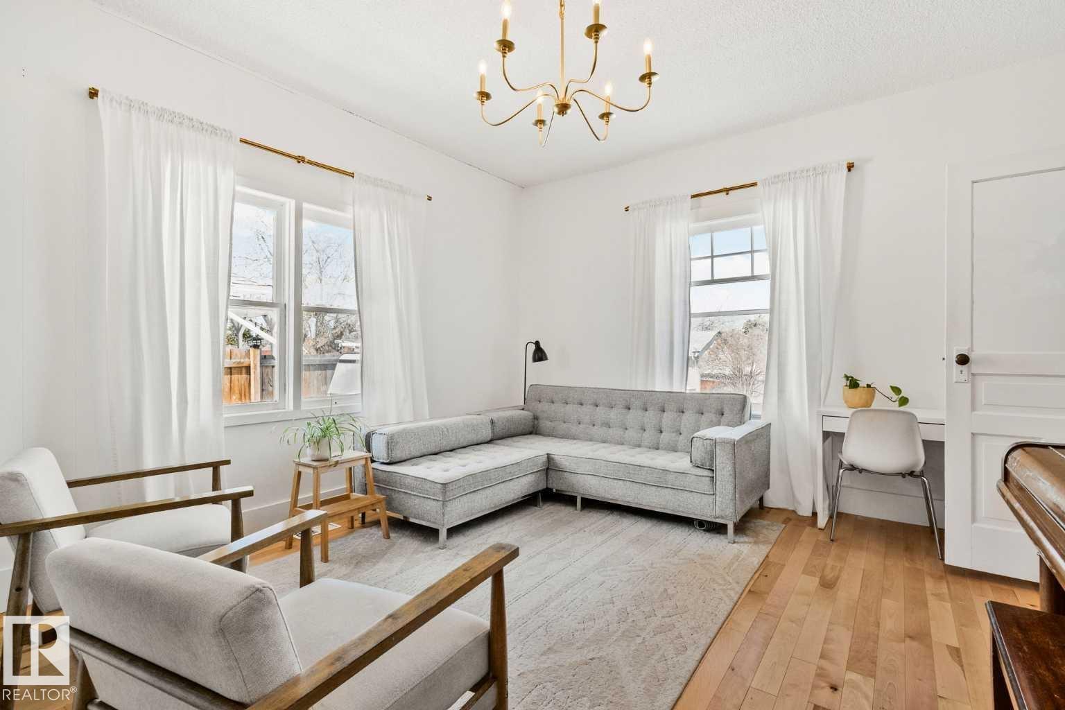 5015 49 Avenue, E4484716, Alberta,