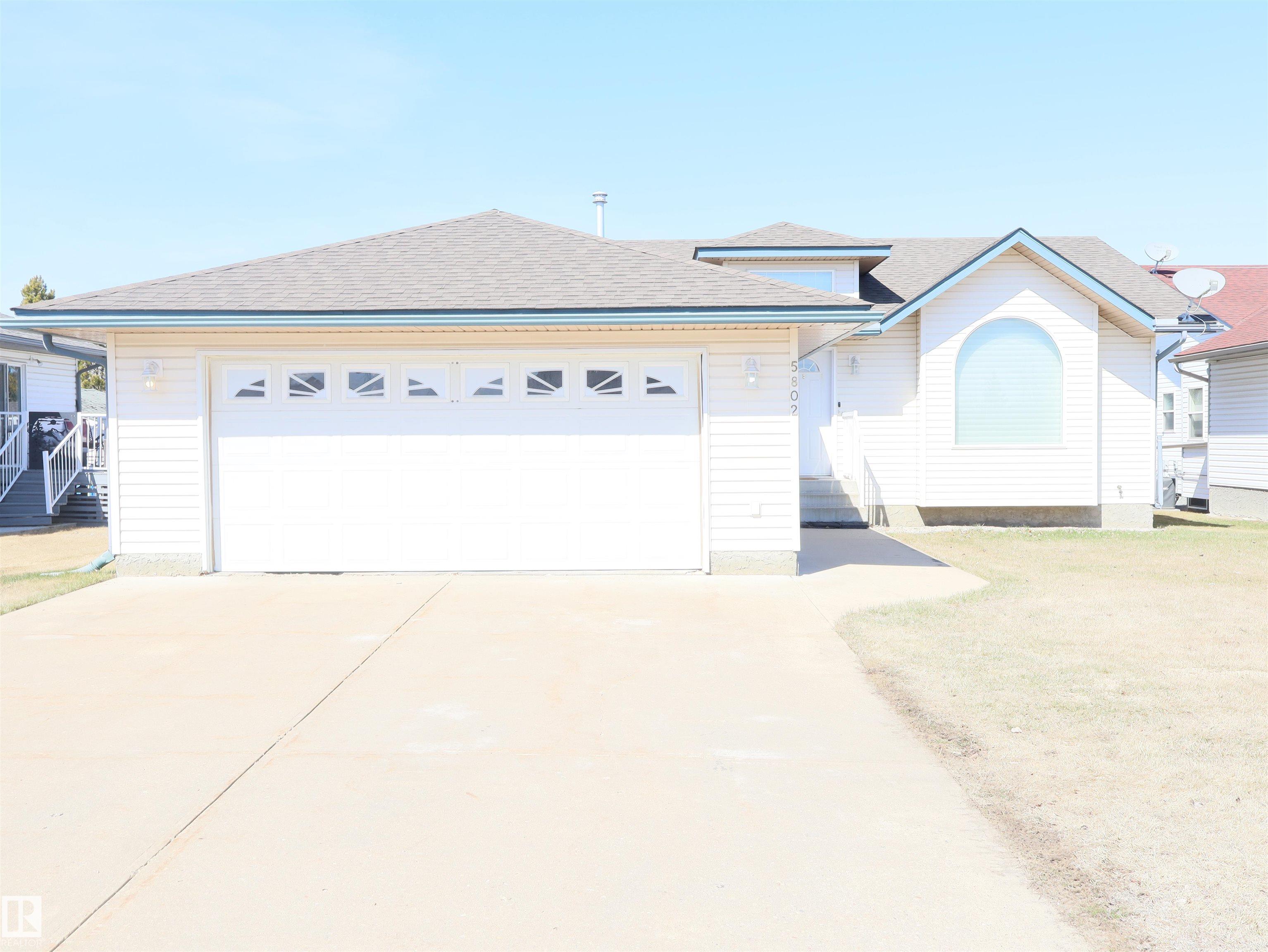5802 52 Avenue, E4484731, Alberta,