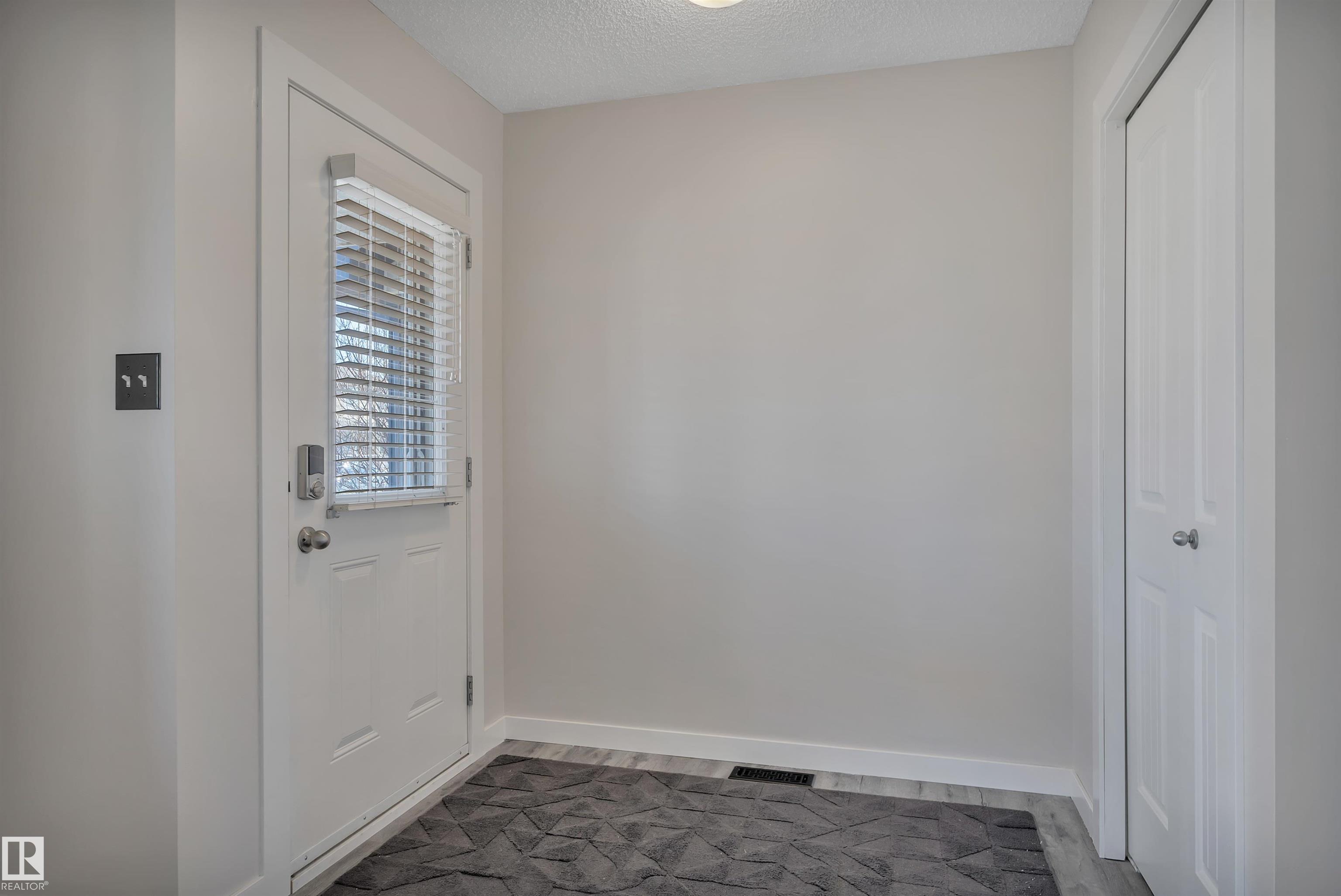 Fifth View of 2329 29A Avenue, Silver Berry, Edmonton, Alberta, T6T 2B1