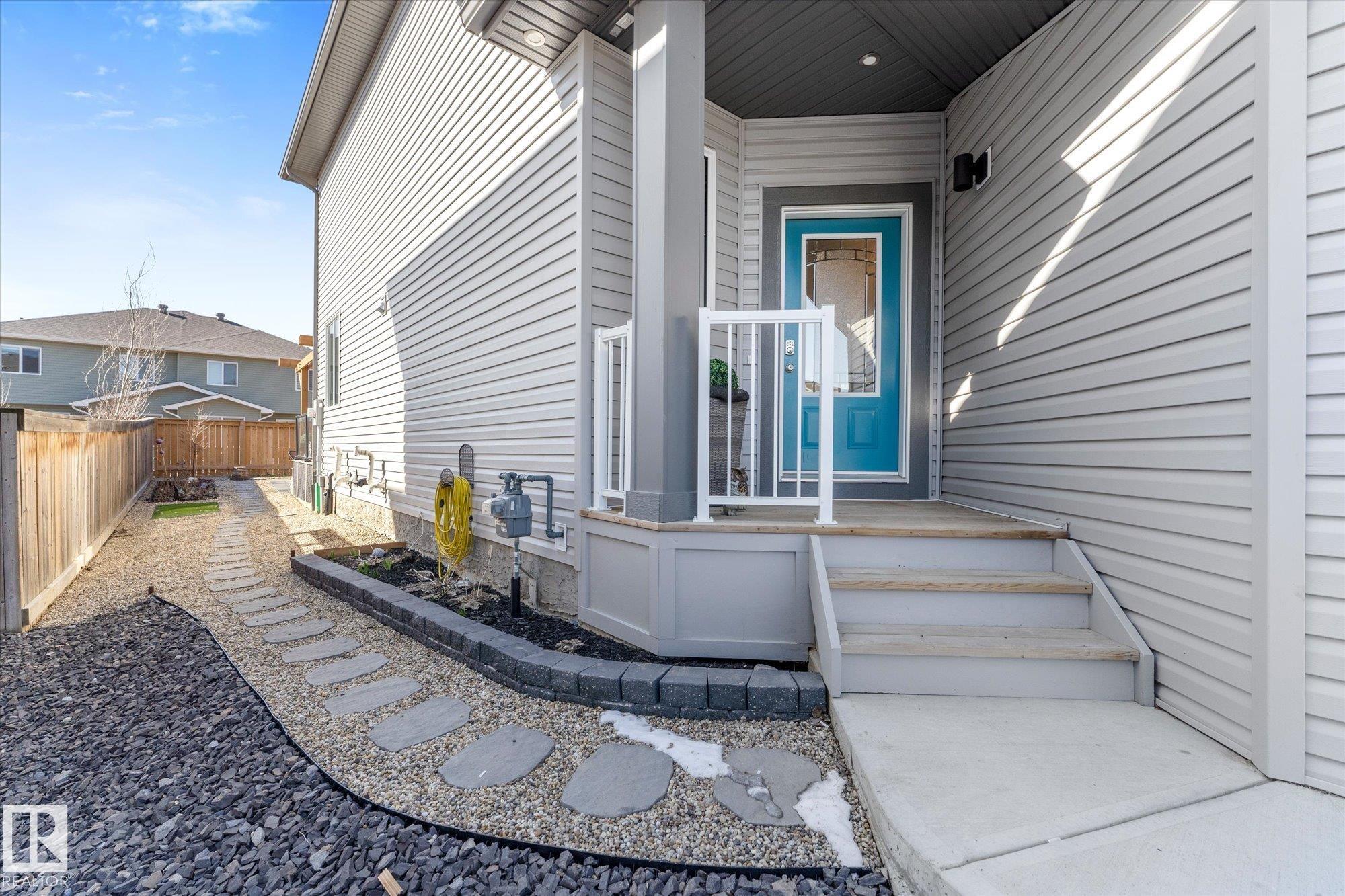 Second View of 1330 SOUTH CREEK Link, South Creek, Stony Plain, Alberta, T7Z 0K6