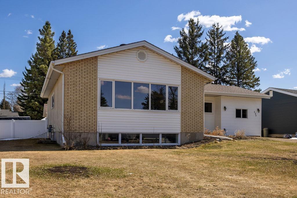 Third View of 171 WILLOW Street, Sherwood Heights, Sherwood Park, Alberta, T8A 1P5