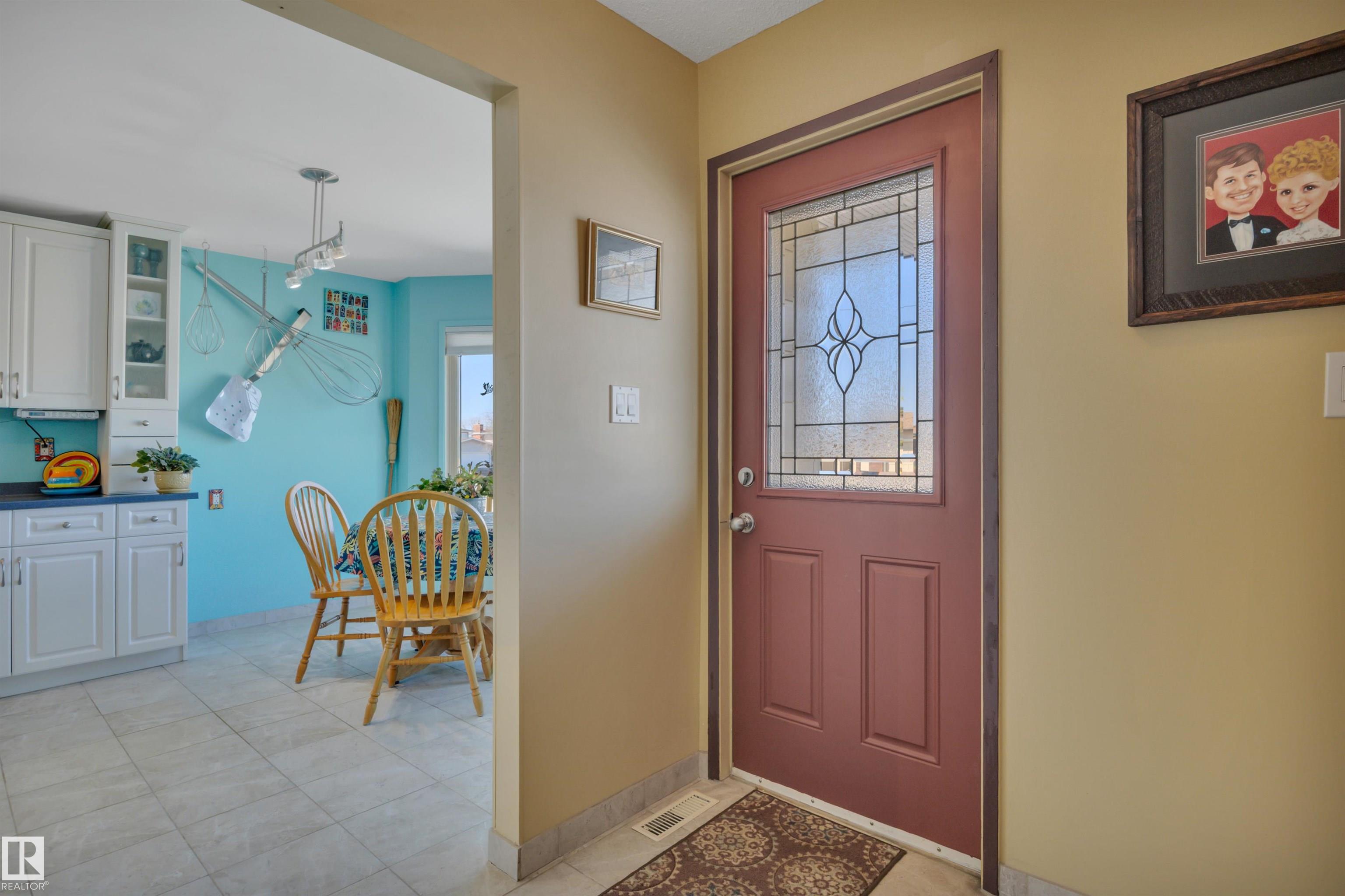 Fifth View of 4231 39 Avenue, South Park, Leduc, Alberta, T9E 4X4