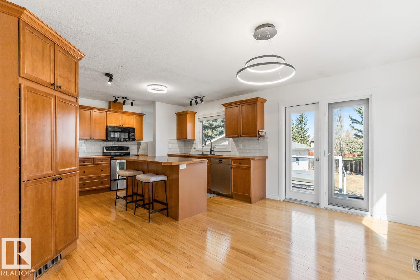 18536 68 Avenue, E4484925, Alberta,