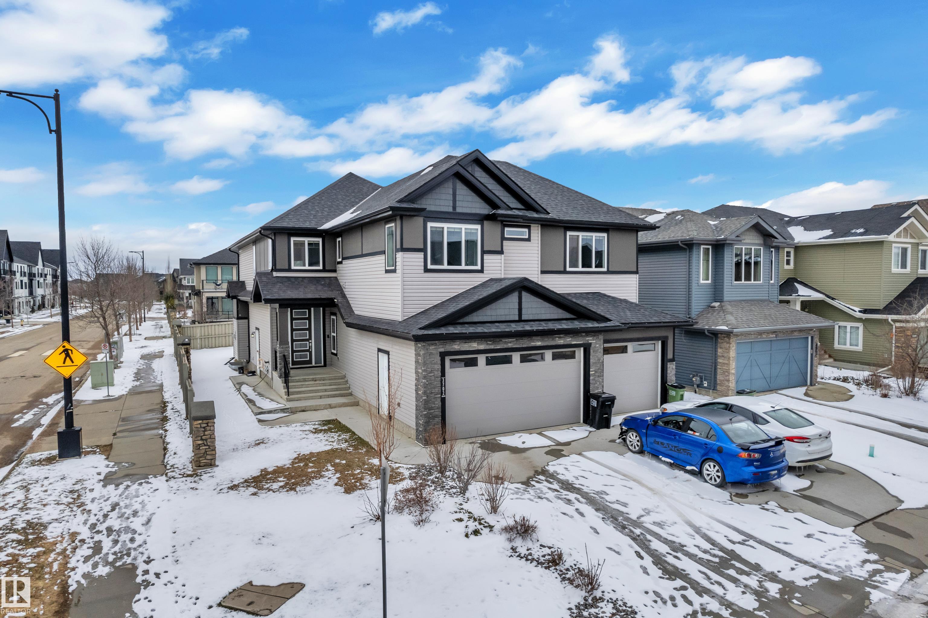 3702 CLAXTON Place, E4485000, Alberta,