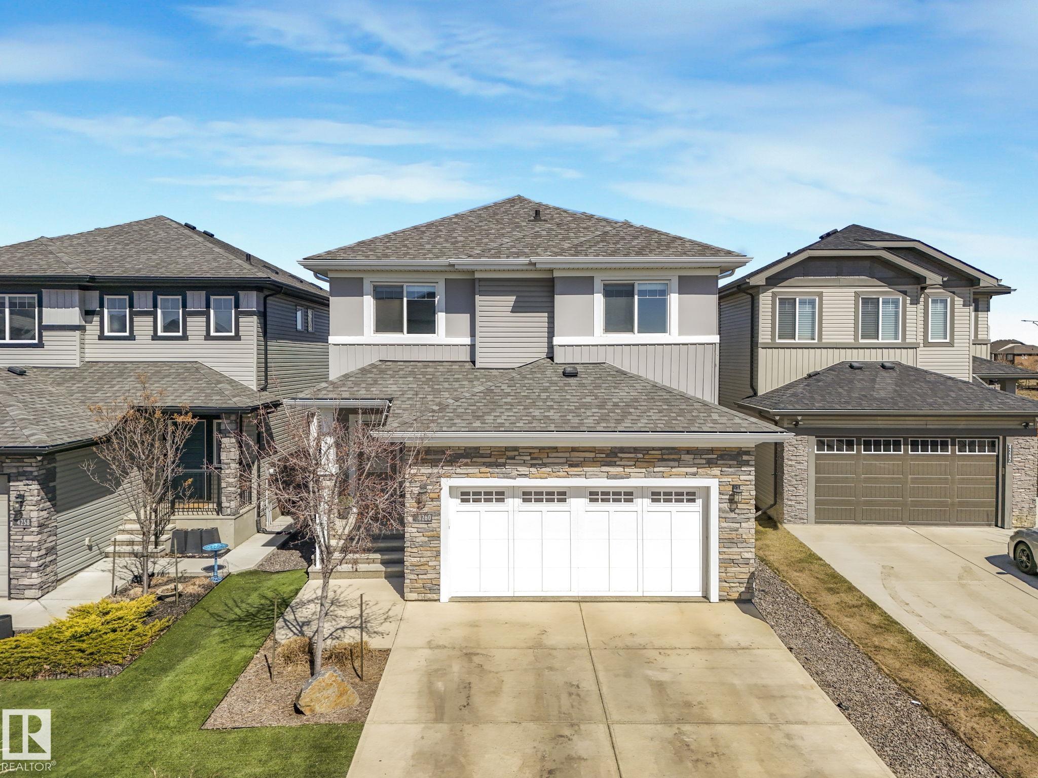 4260 CHARLES Close, E4485101, Alberta,