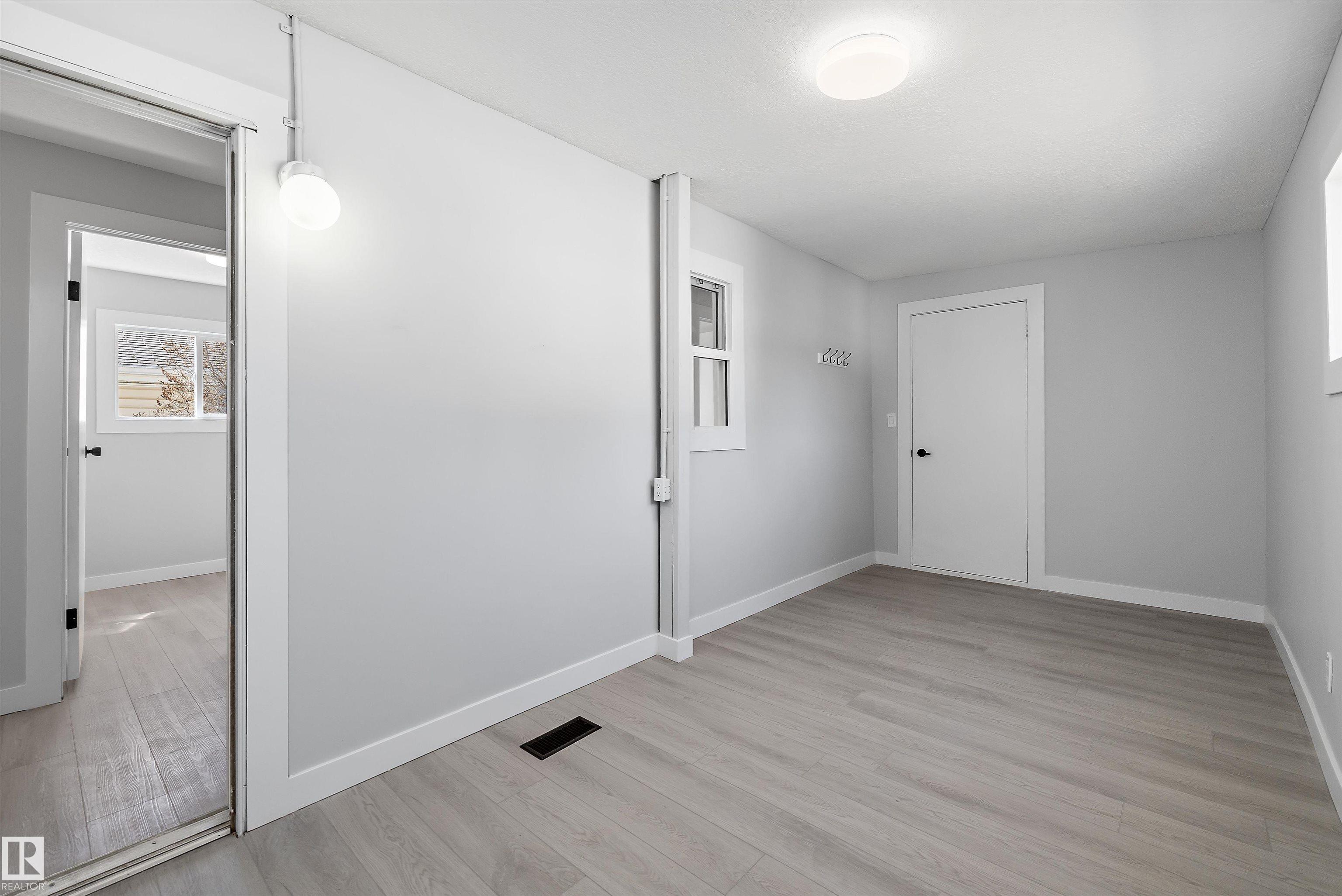 Second View of 44 Rim Road, Maple Ridge (Edmonton), Edmonton, Alberta, T6P 1G7