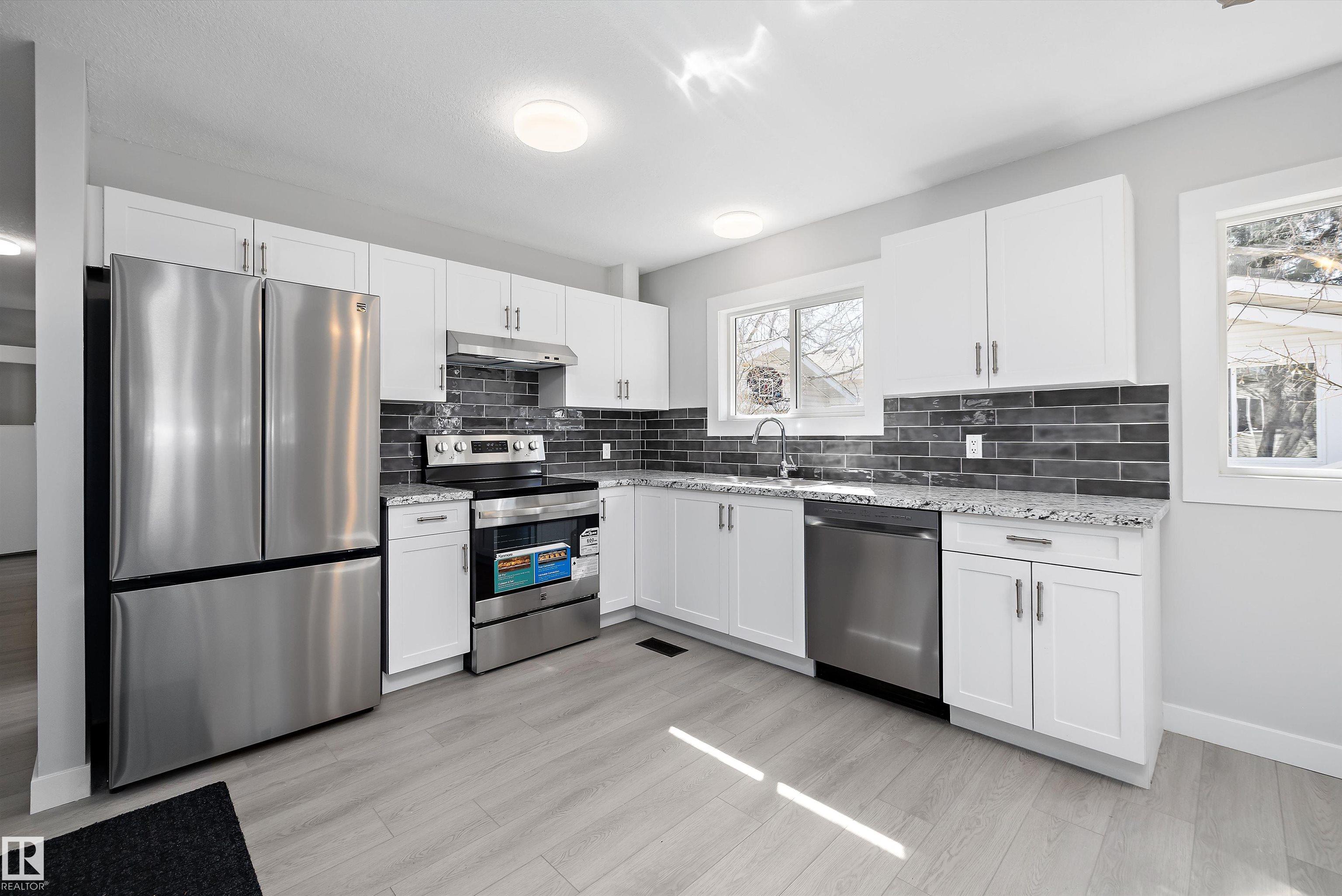 Fifth View of 44 Rim Road, Maple Ridge (Edmonton), Edmonton, Alberta, T6P 1G7