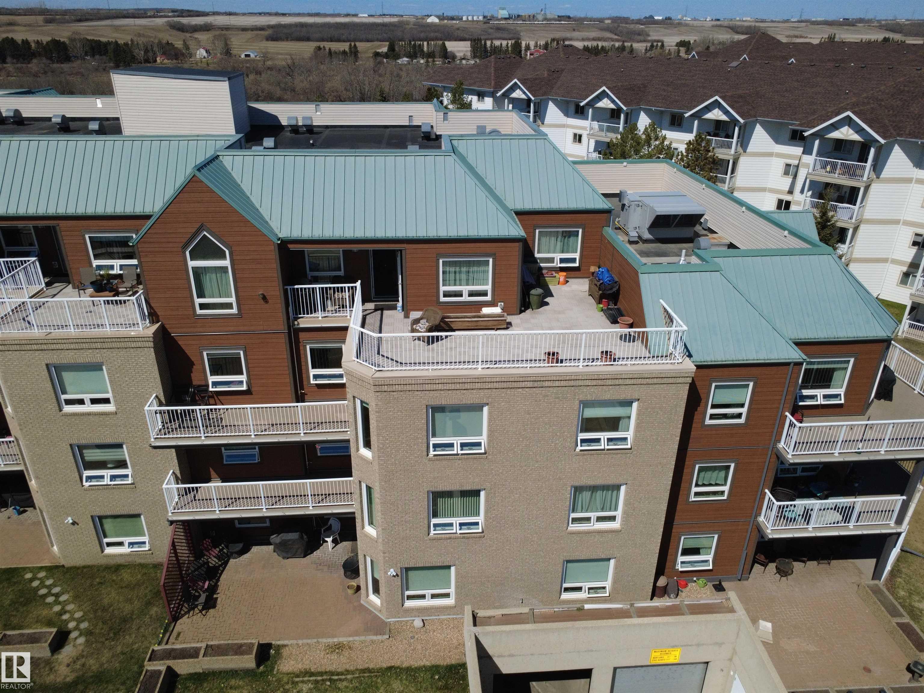 410 9926 100, E4485456, Alberta,