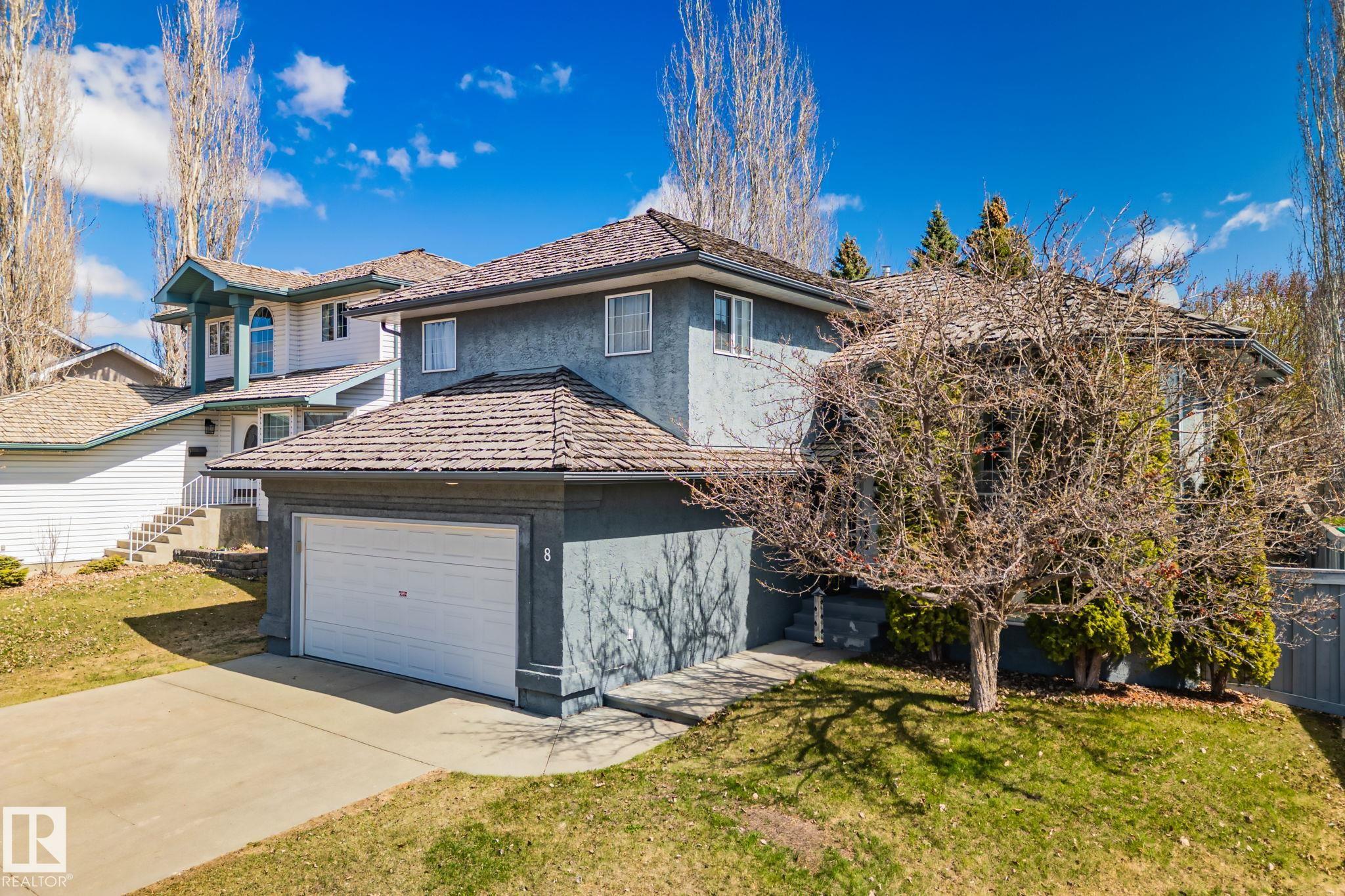 Second View of 8 OAKRIDGE Drive S, Oakmont, St. Albert, Alberta, T8N 6E4