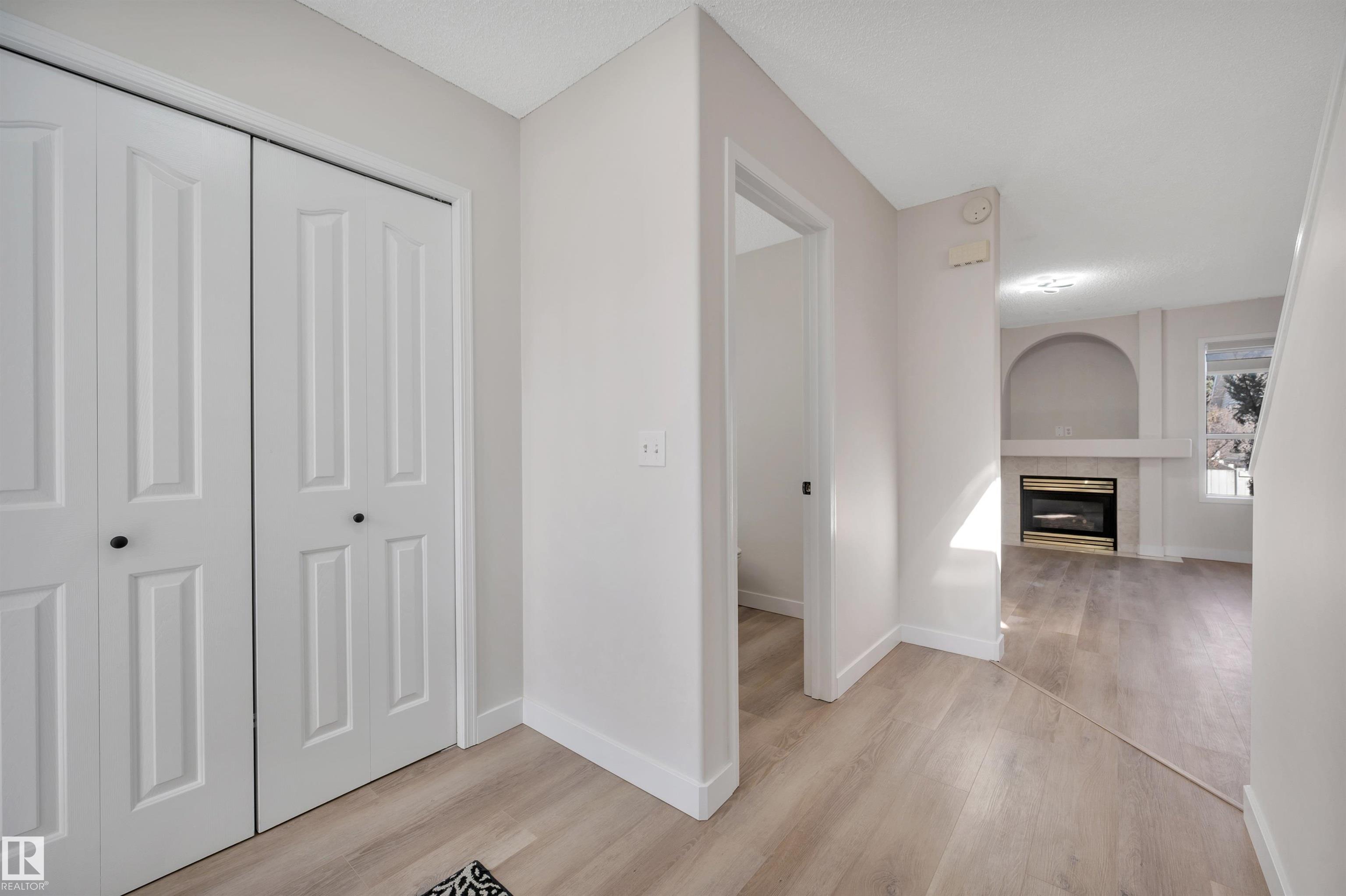Third View of 4124 37A Avenue, Kiniski Gardens, Edmonton, Alberta, T6L 7A1