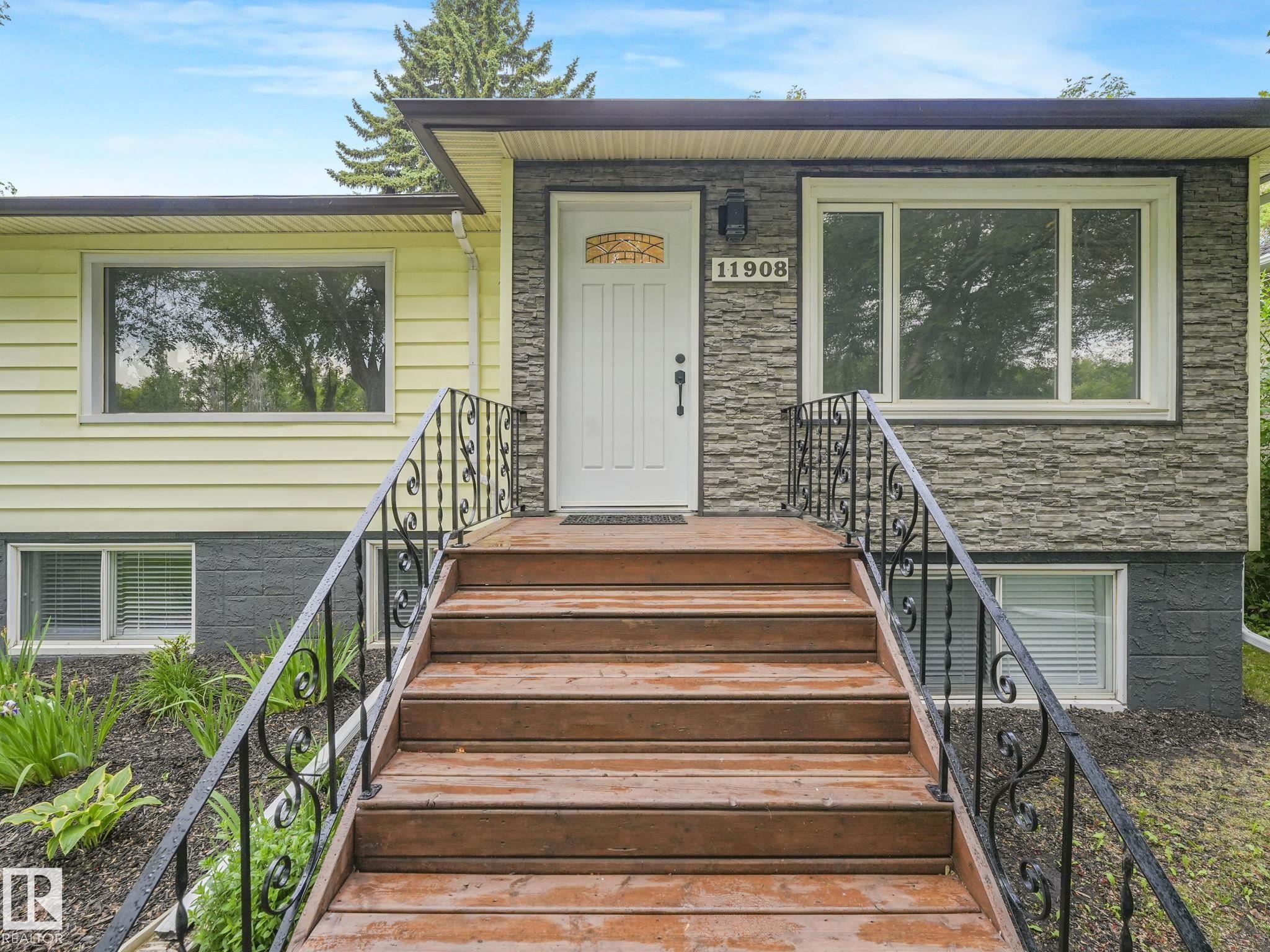 11908 52 Street, E4486513, Alberta,