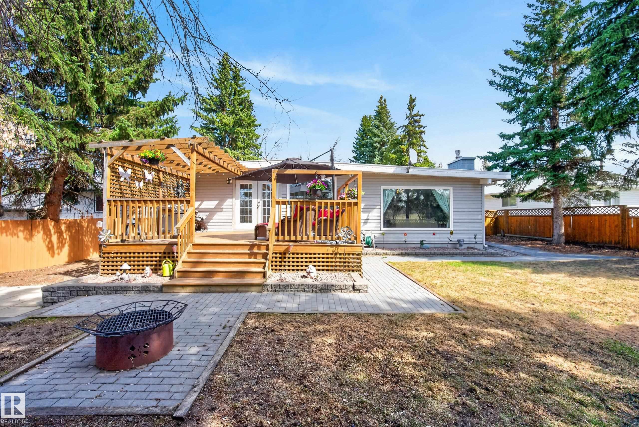 31 GATEWOOD Avenue, E4486619, Alberta,