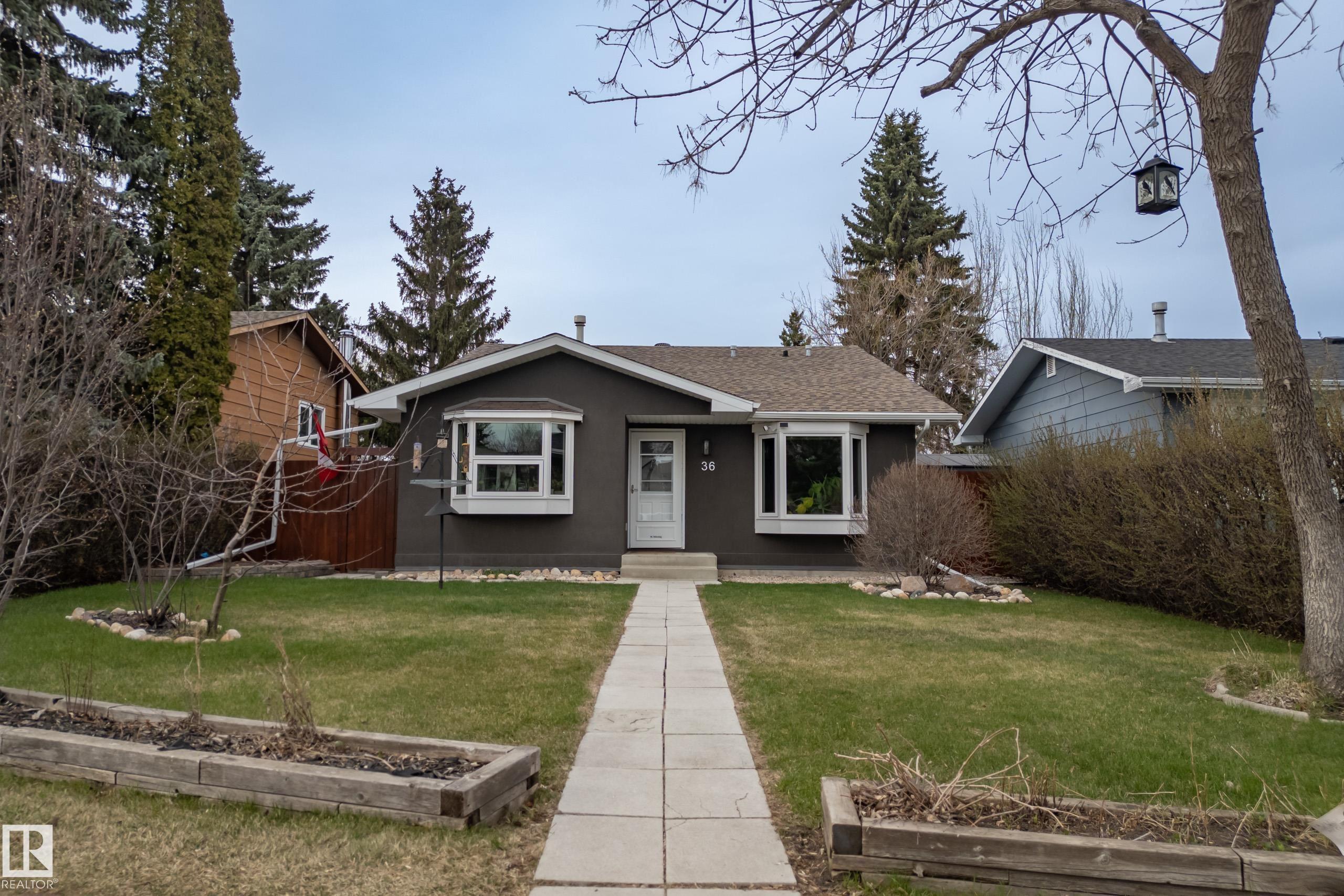 36 GREENWOOD Close, E4486704, Alberta,