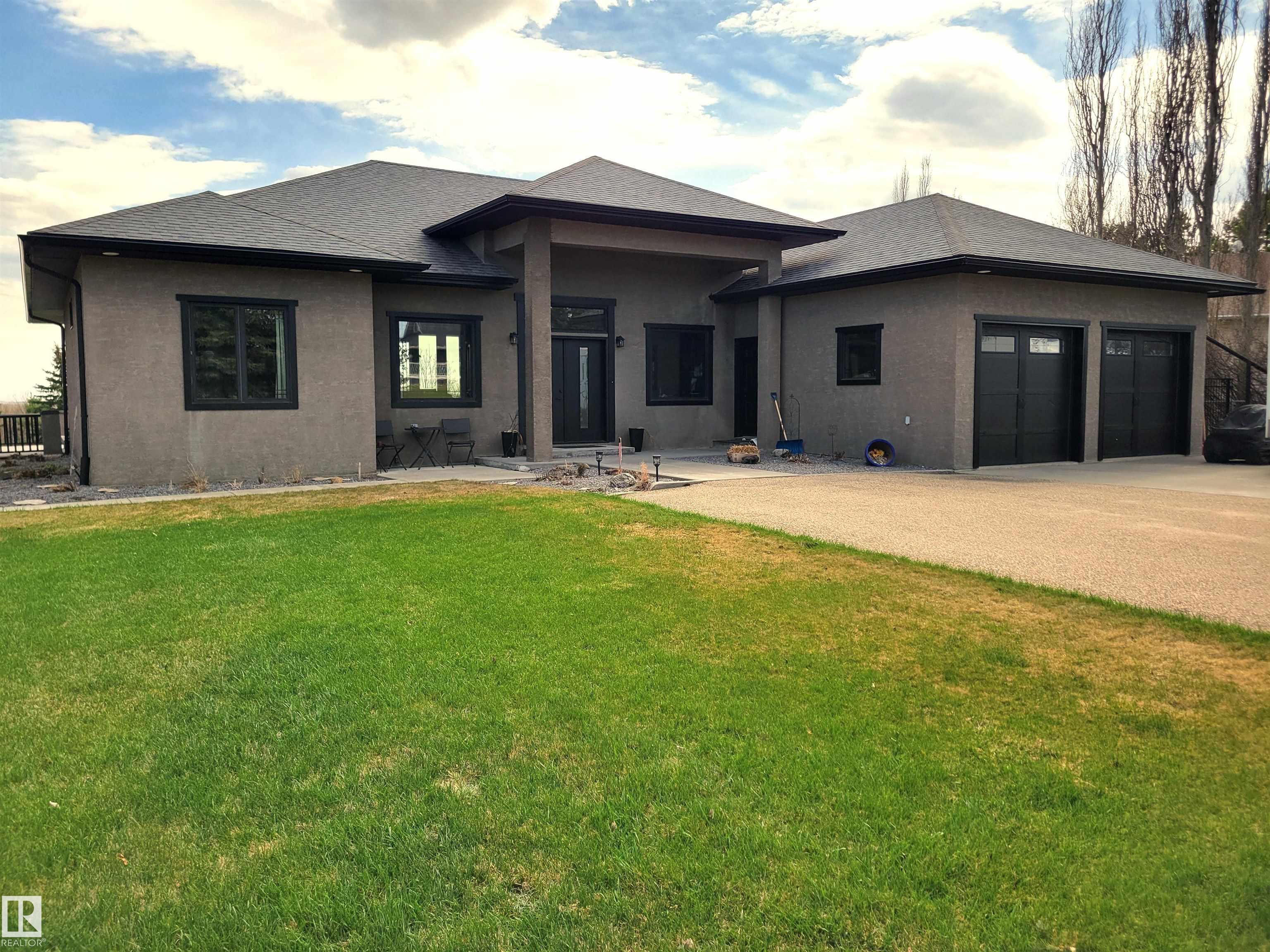 604 Sunnyside Place, E4486781, Alberta,