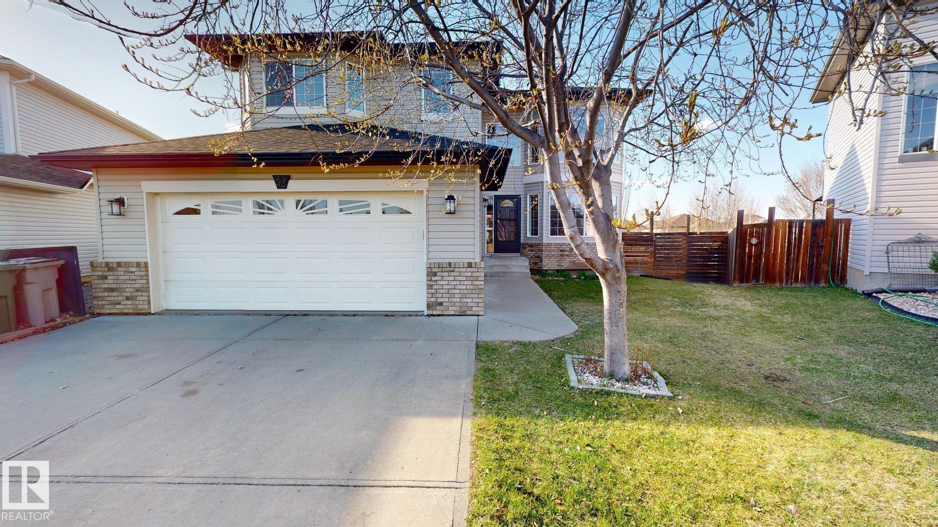 32 CARRIERE Crescent, E4486911, Alberta,