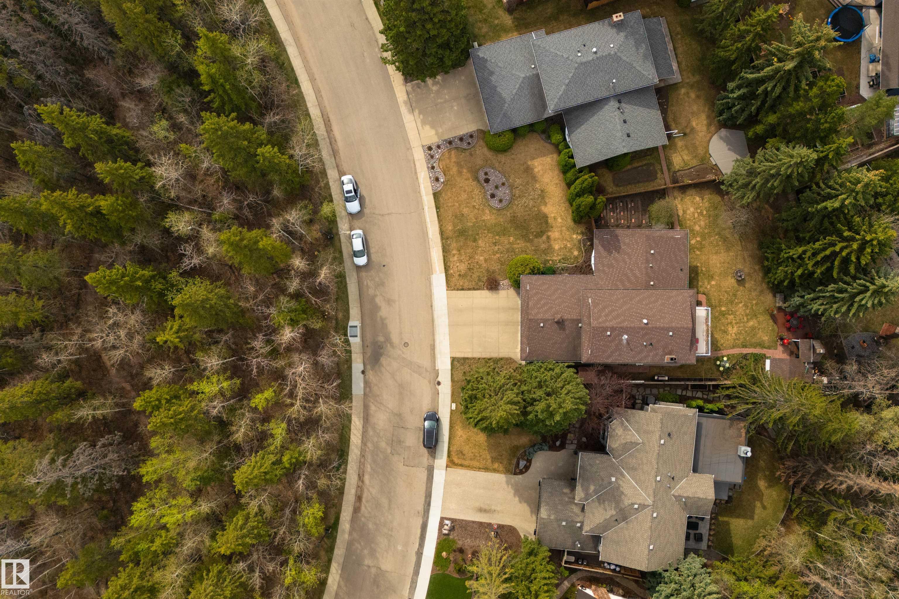 206 WOLF WILLOW Crescent, E4487088, Alberta,
