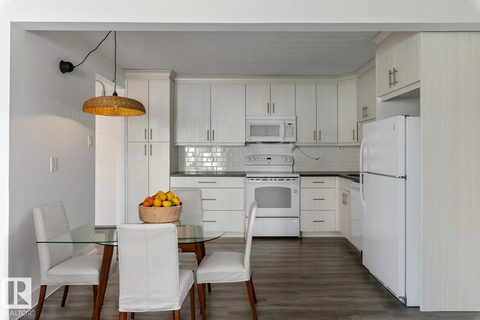101 8604 GATEWAY Boulevard, E4487113, Alberta,