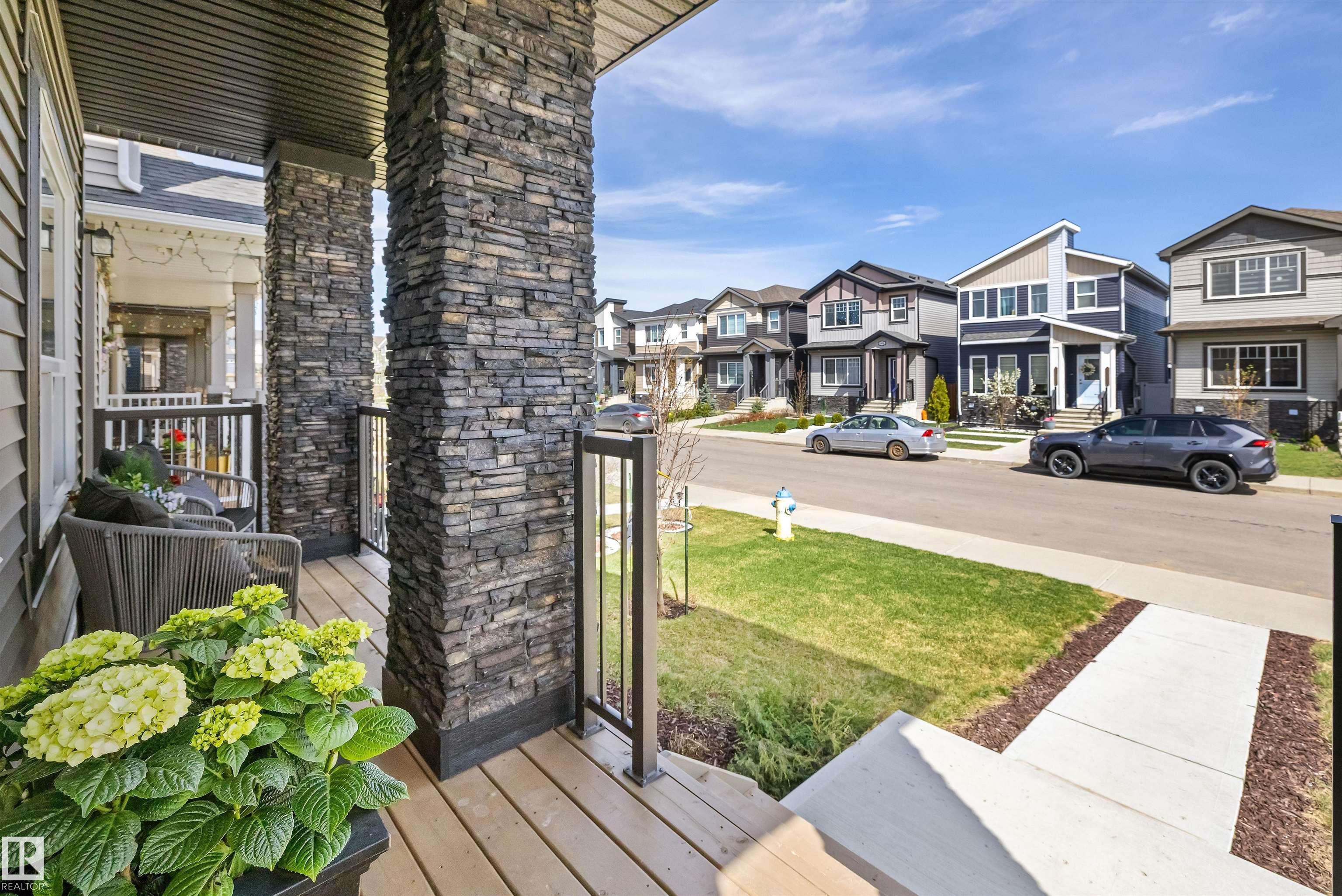 Third View of 6437 177A Avenue, McConachie Area, Edmonton, Alberta, T5Y 3X4